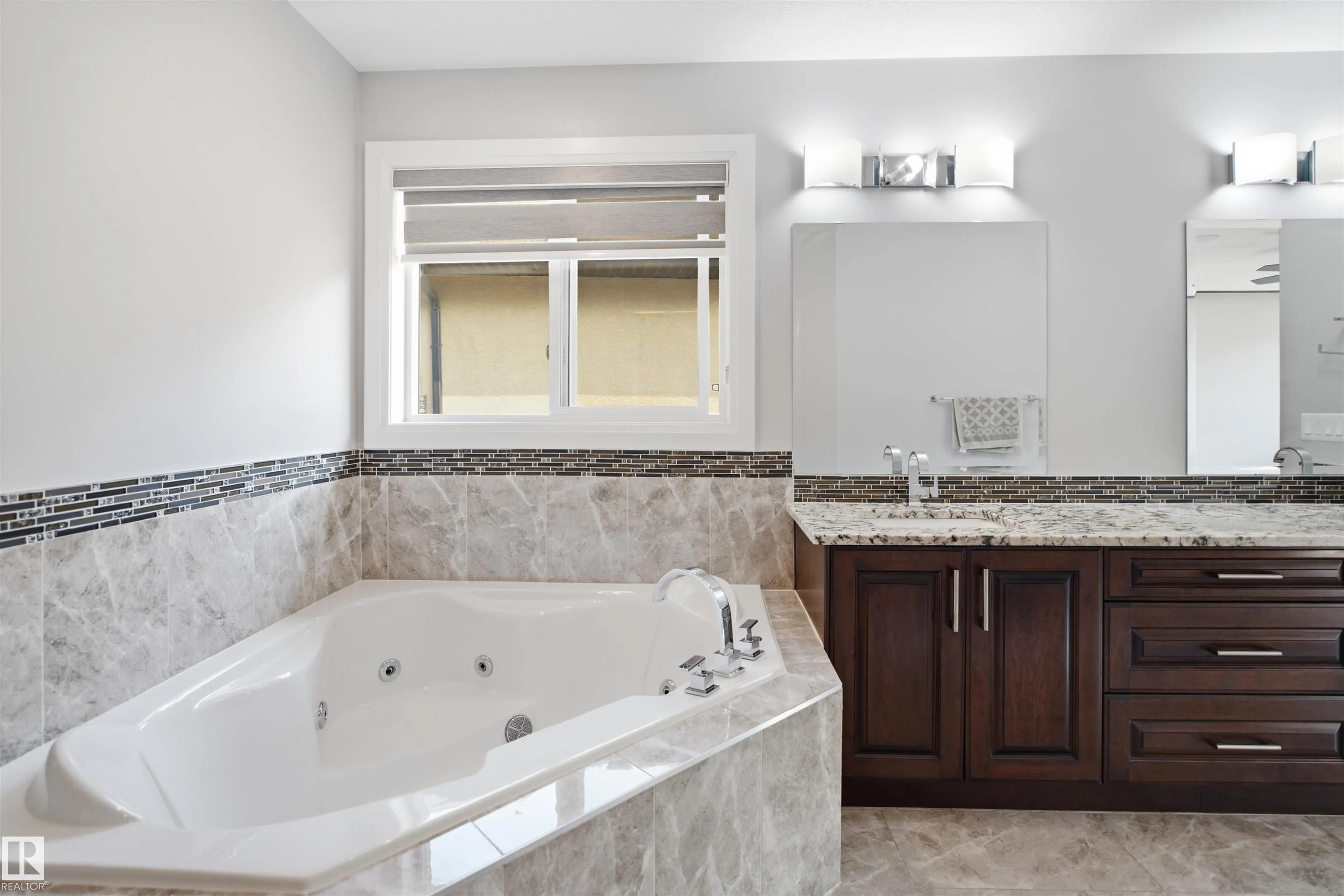427 Windermere Road