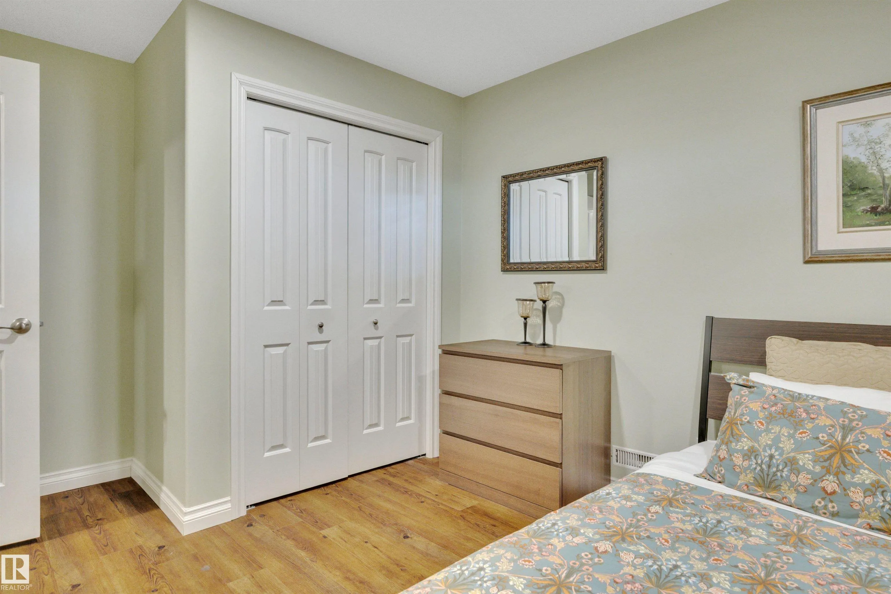 464012 A RGE ROAD 233