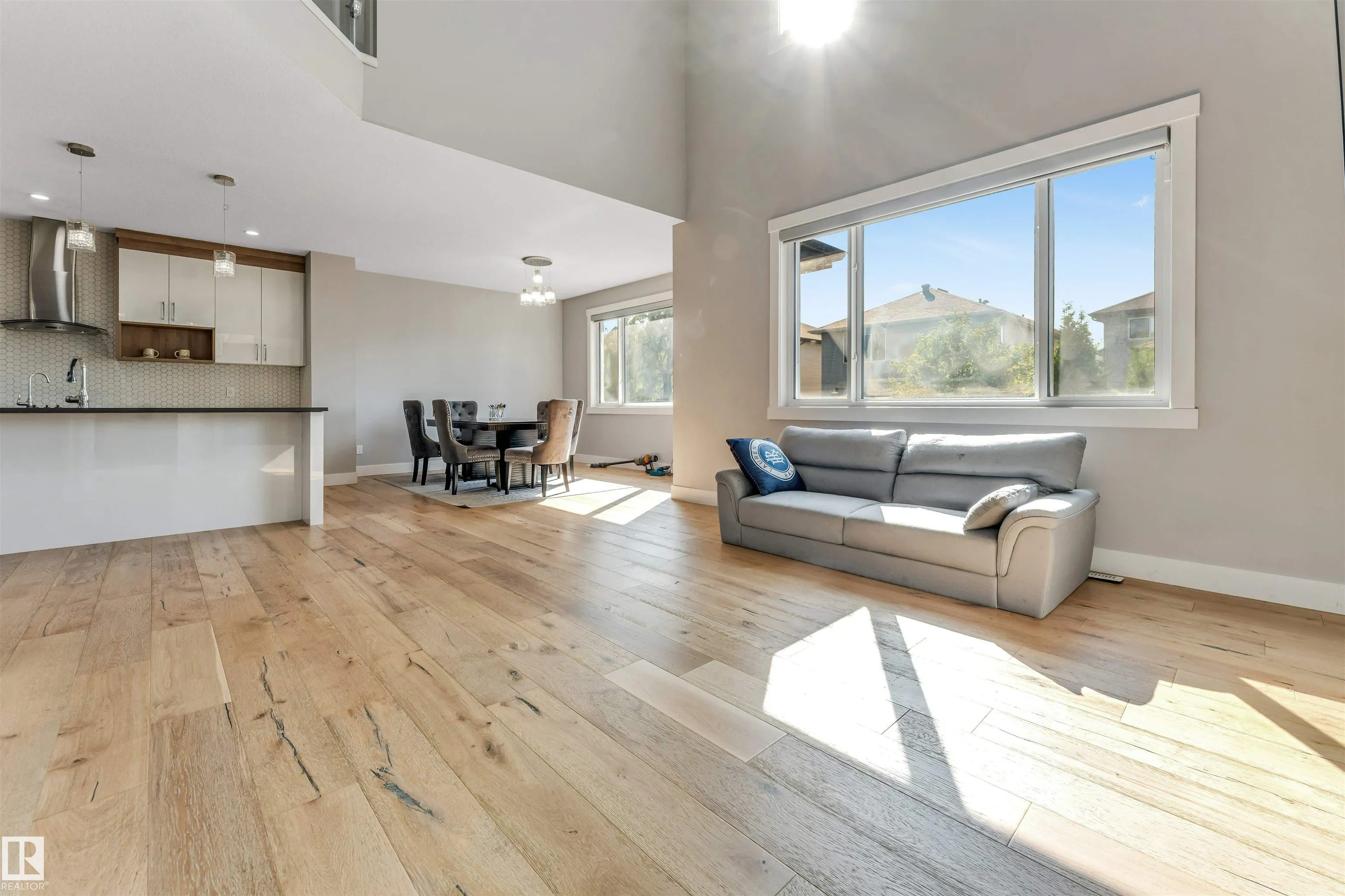 704 172 ST
