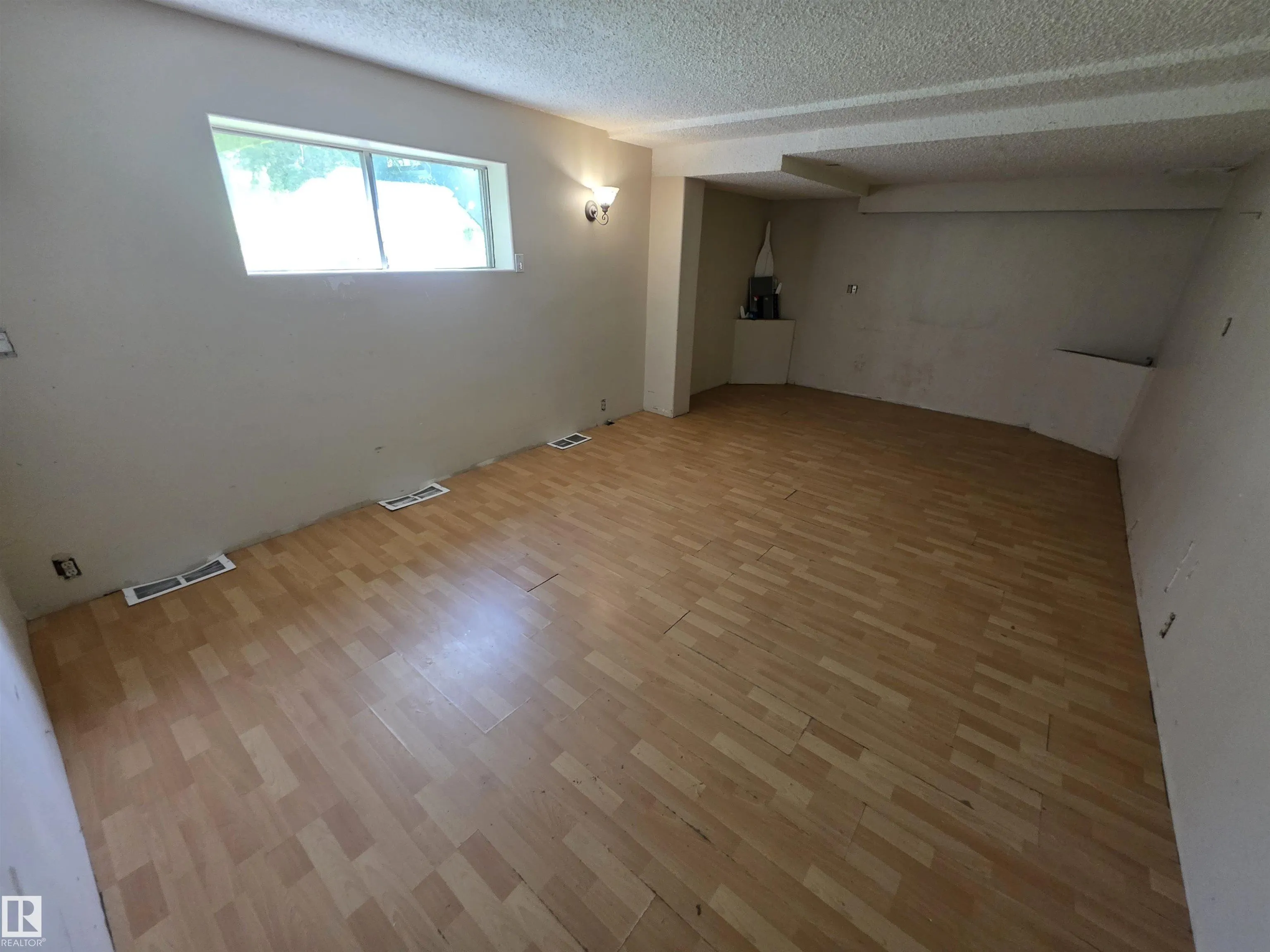 33 27317 TWP RD 522