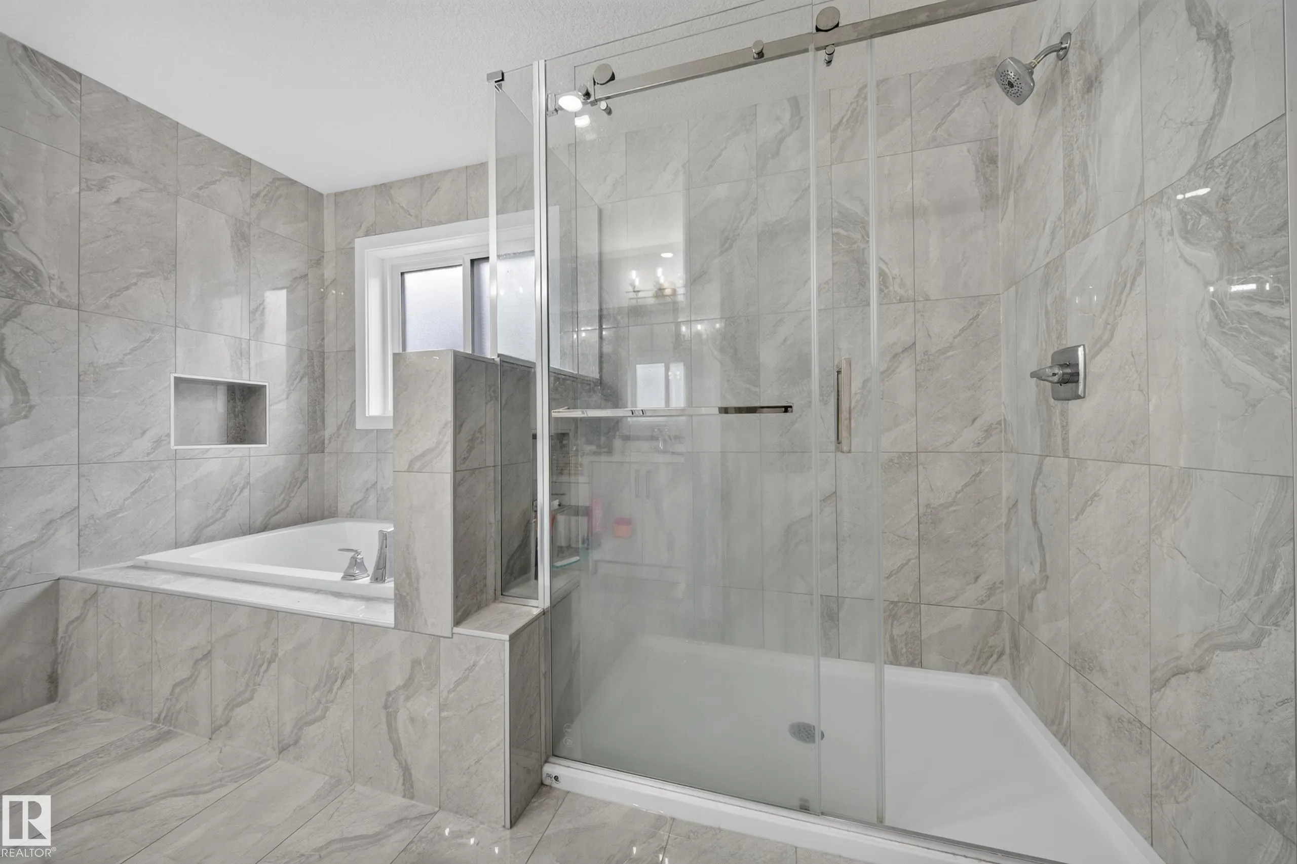 3217 PELERIN Crescent