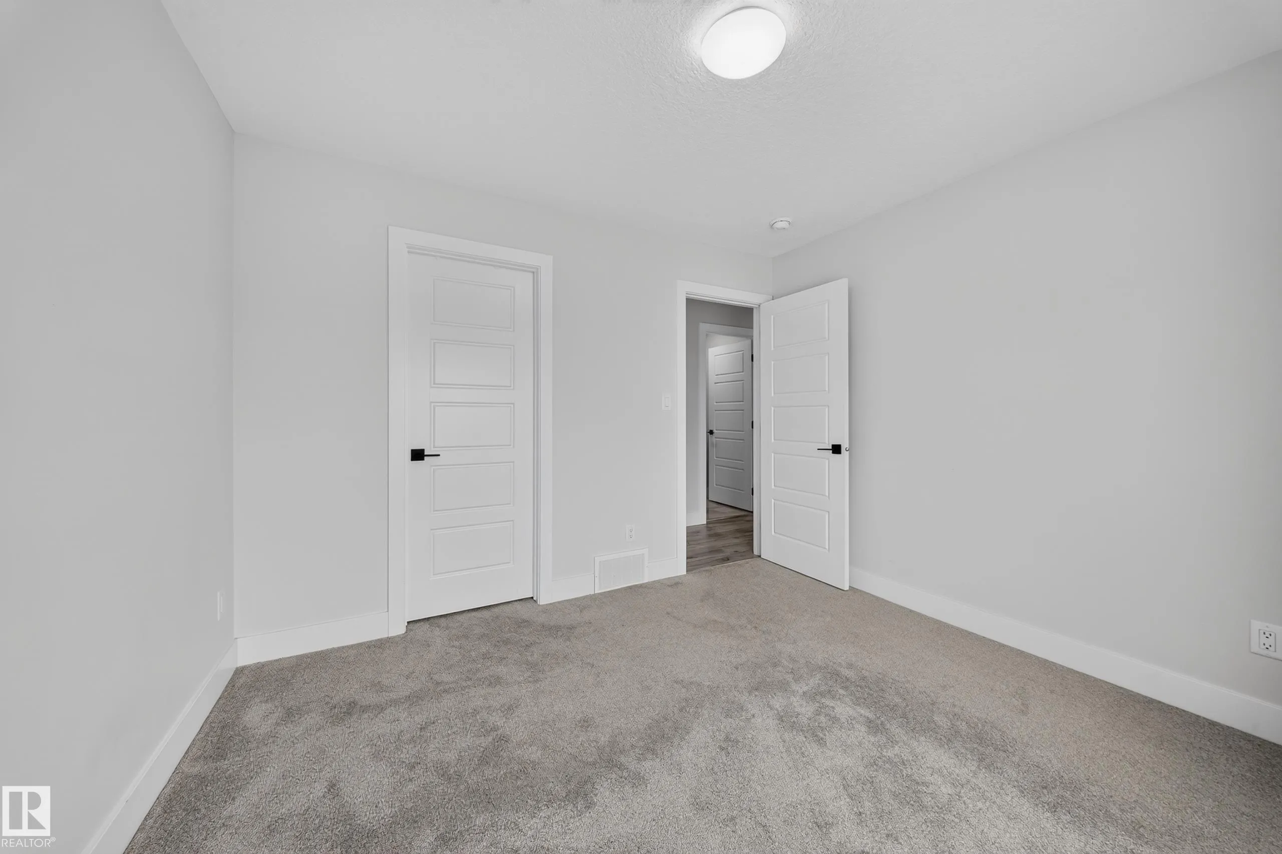 3217 PELERIN Crescent