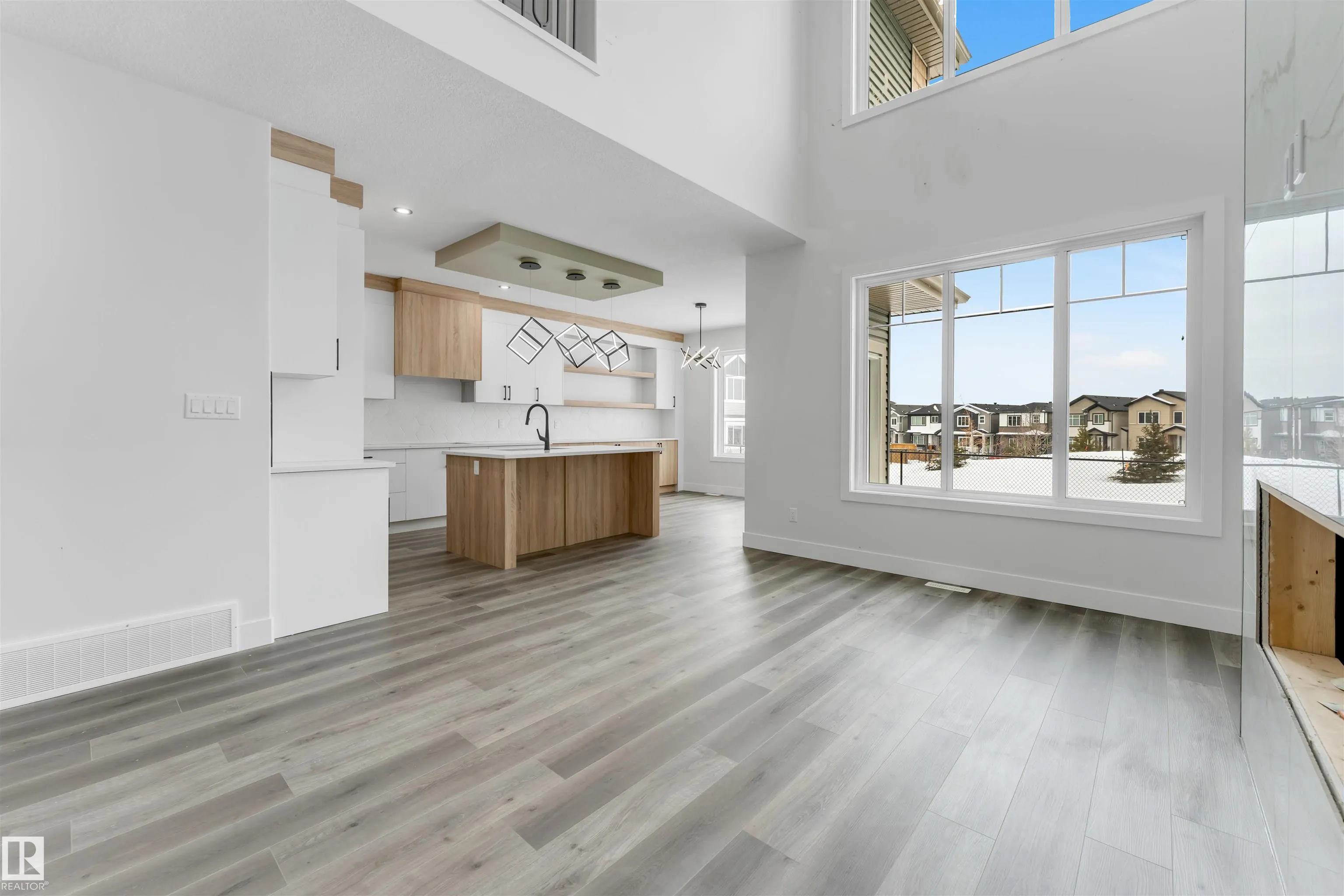 4310 36 st
