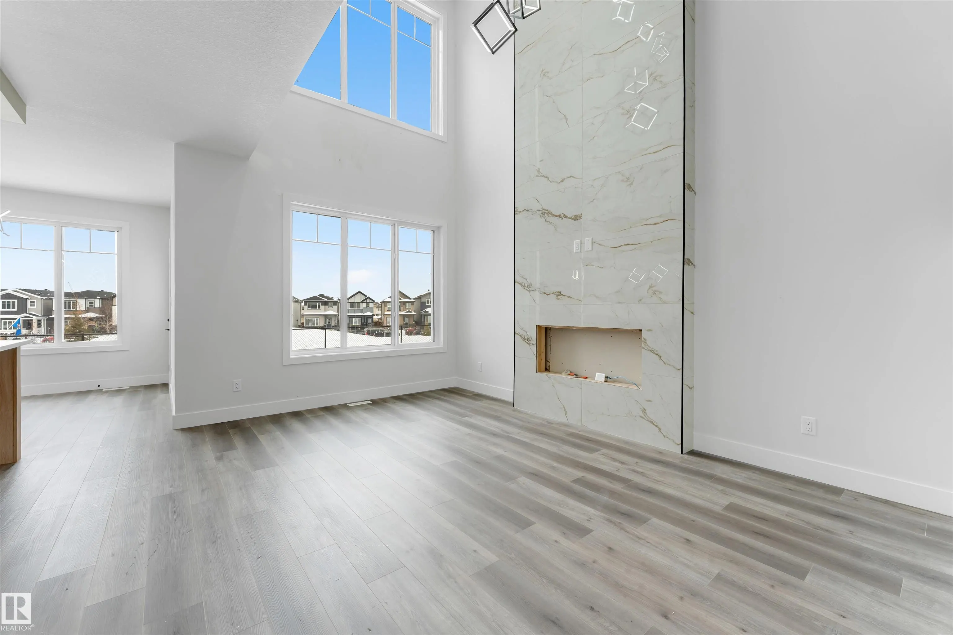 4310 36 st