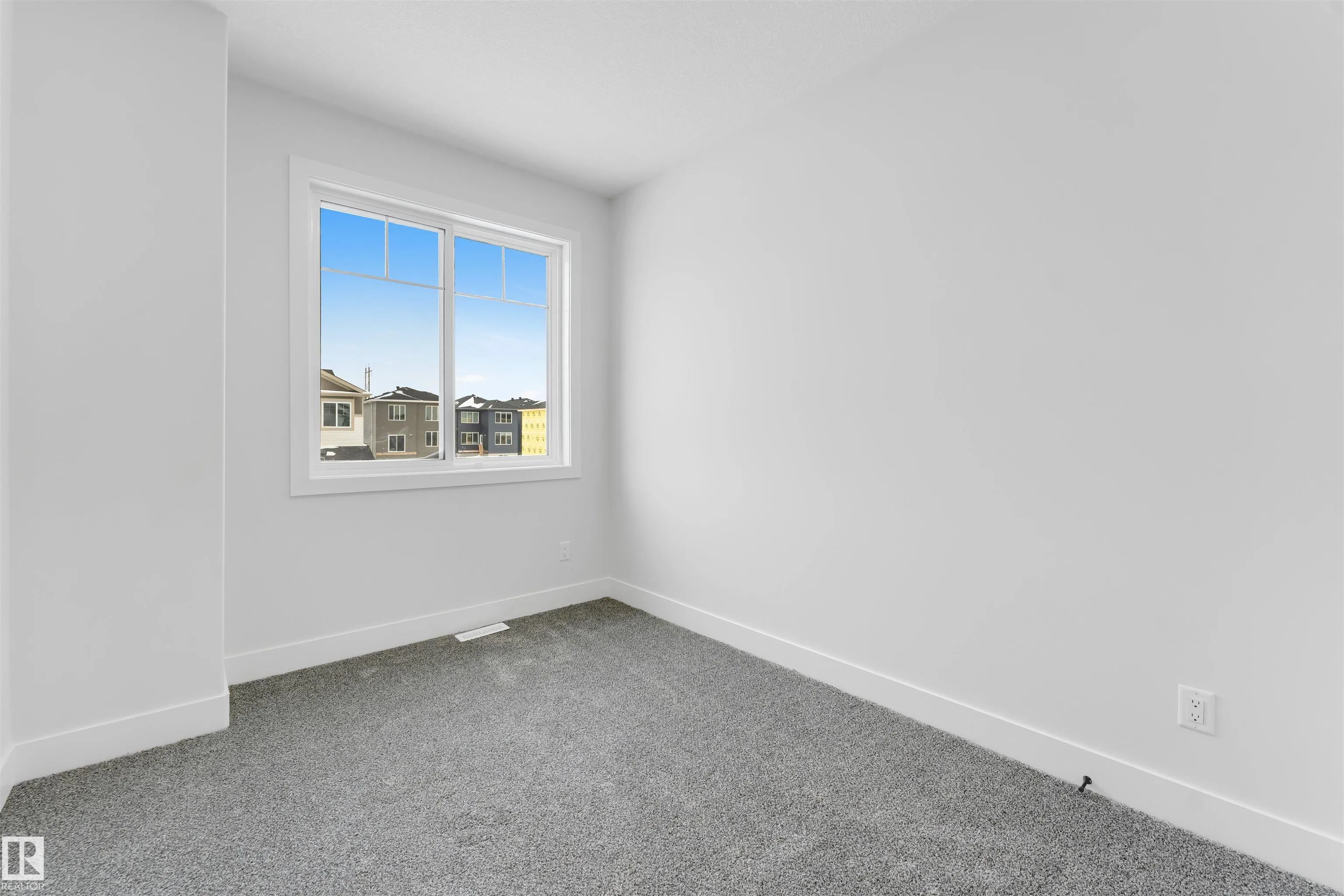 4310 36 st