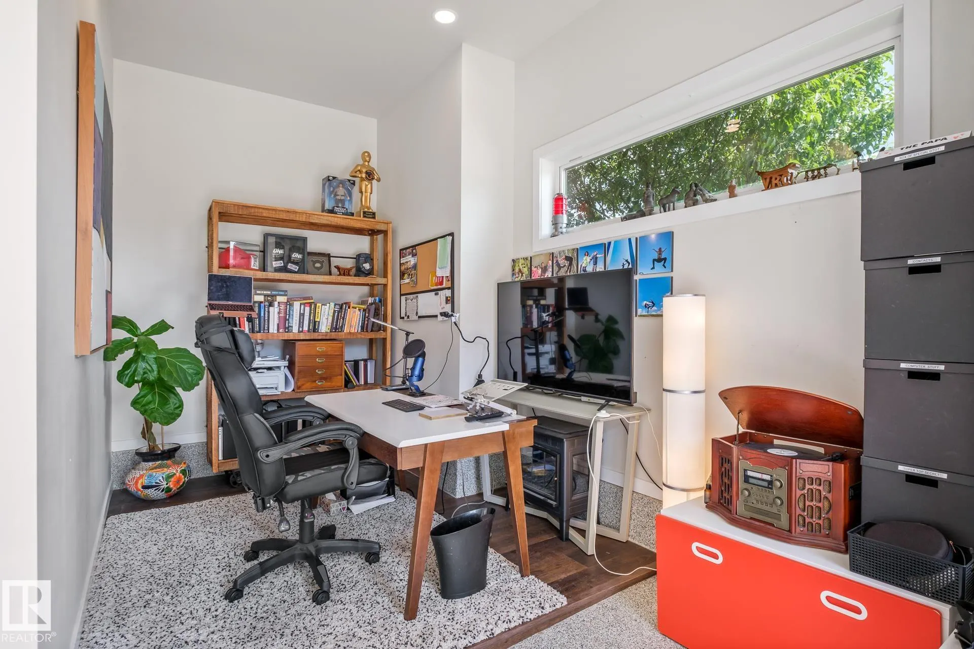 699 Howatt Drive