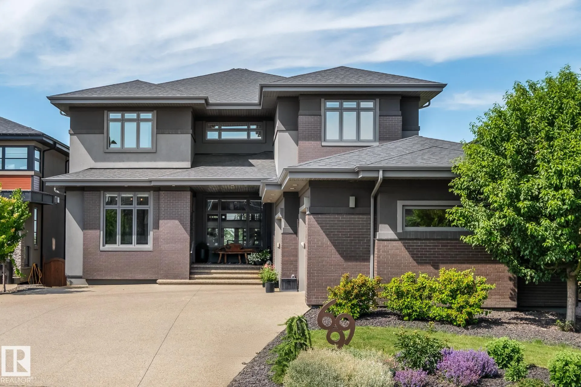 699 Howatt Drive