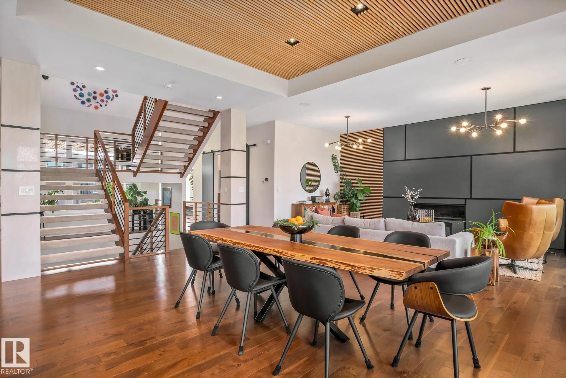 699 Howatt Drive