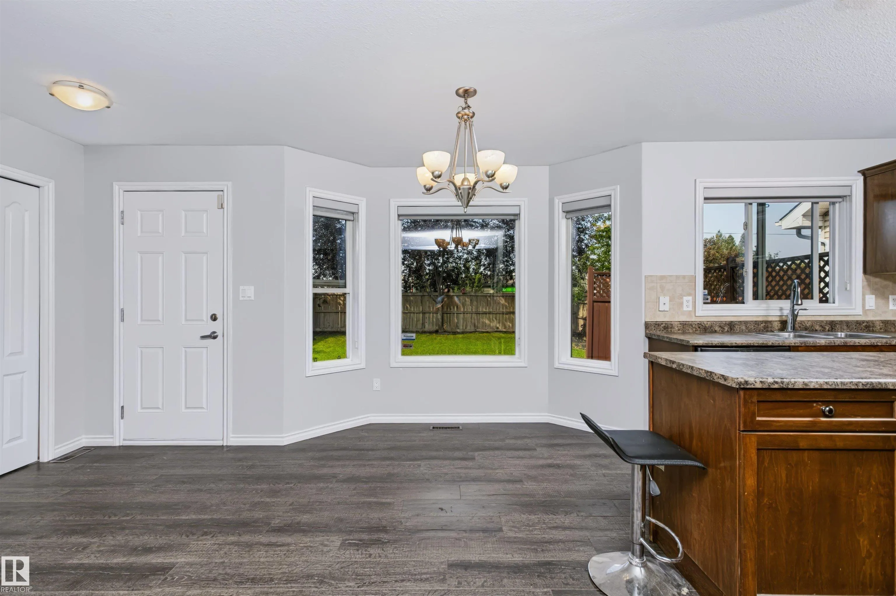 76 BONIN Crescent