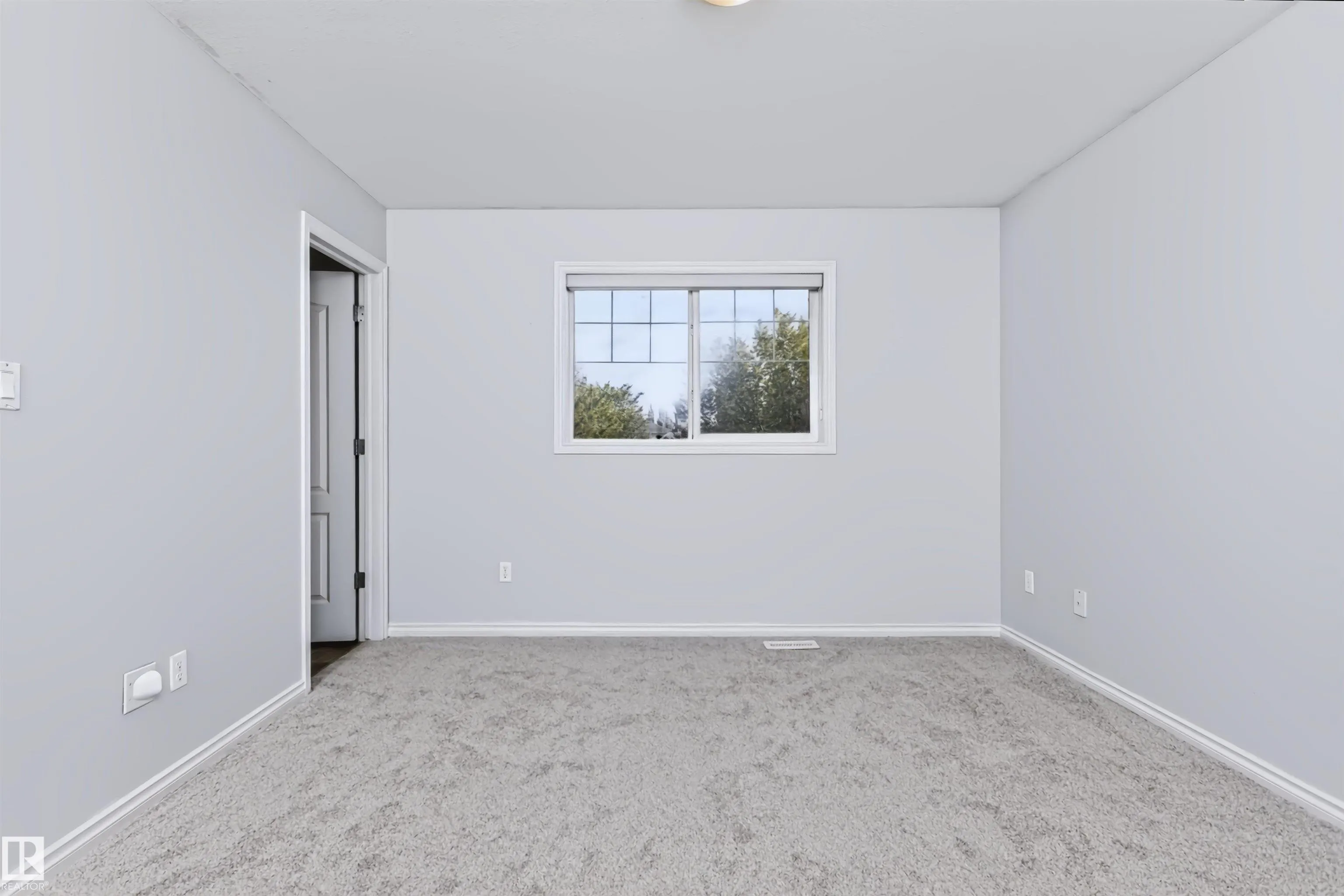 76 BONIN Crescent