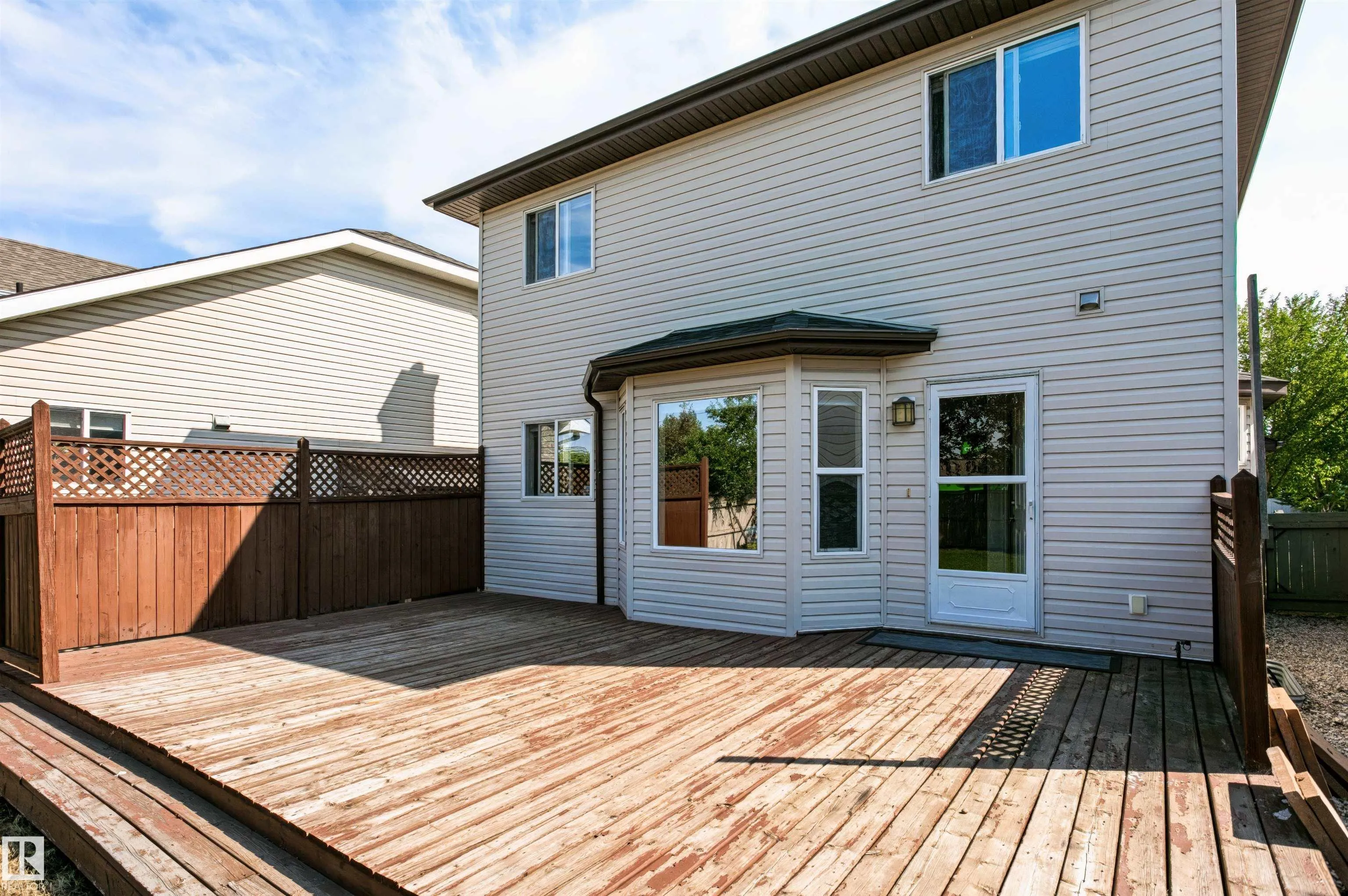 76 BONIN Crescent
