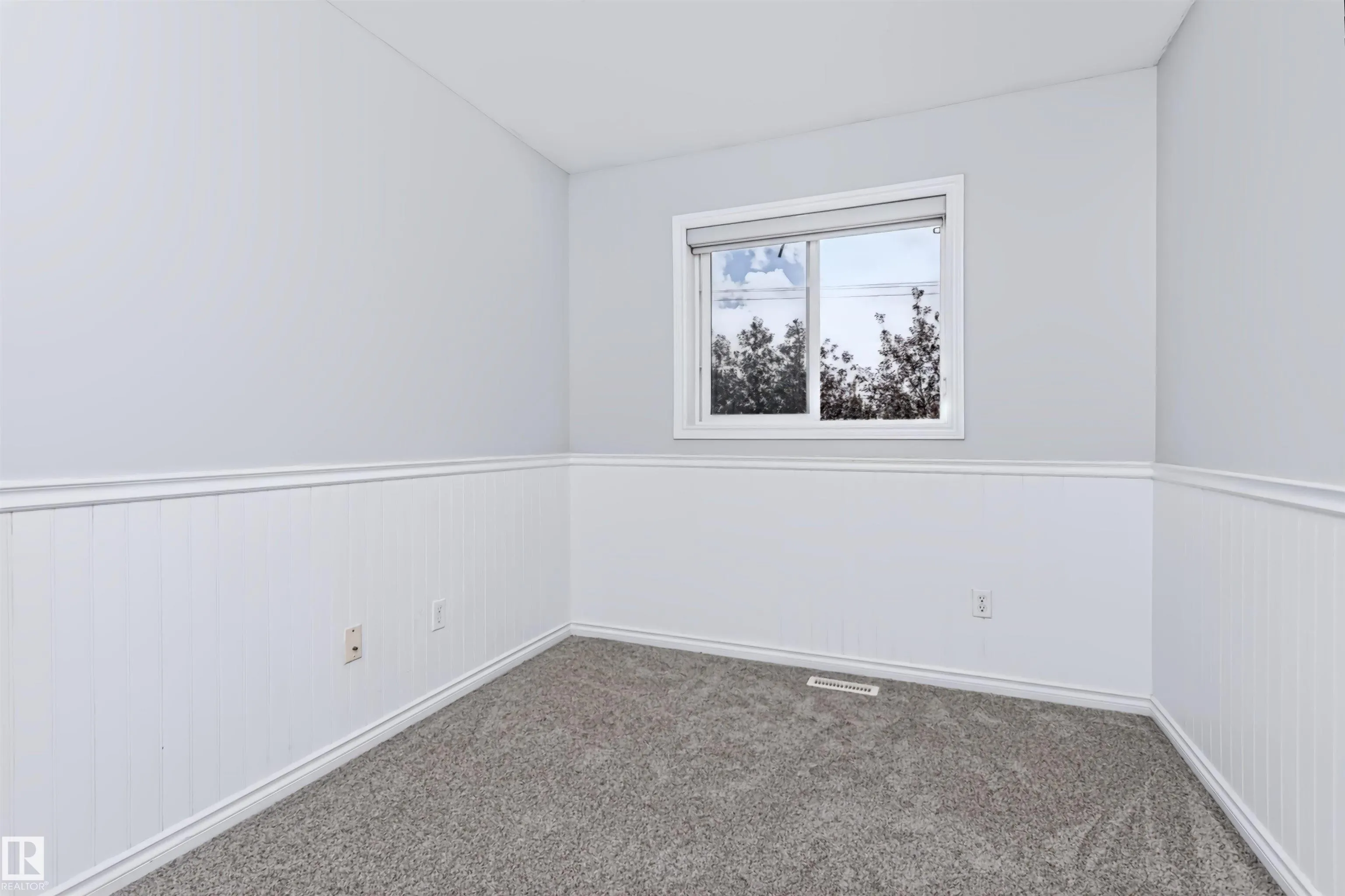 76 BONIN Crescent