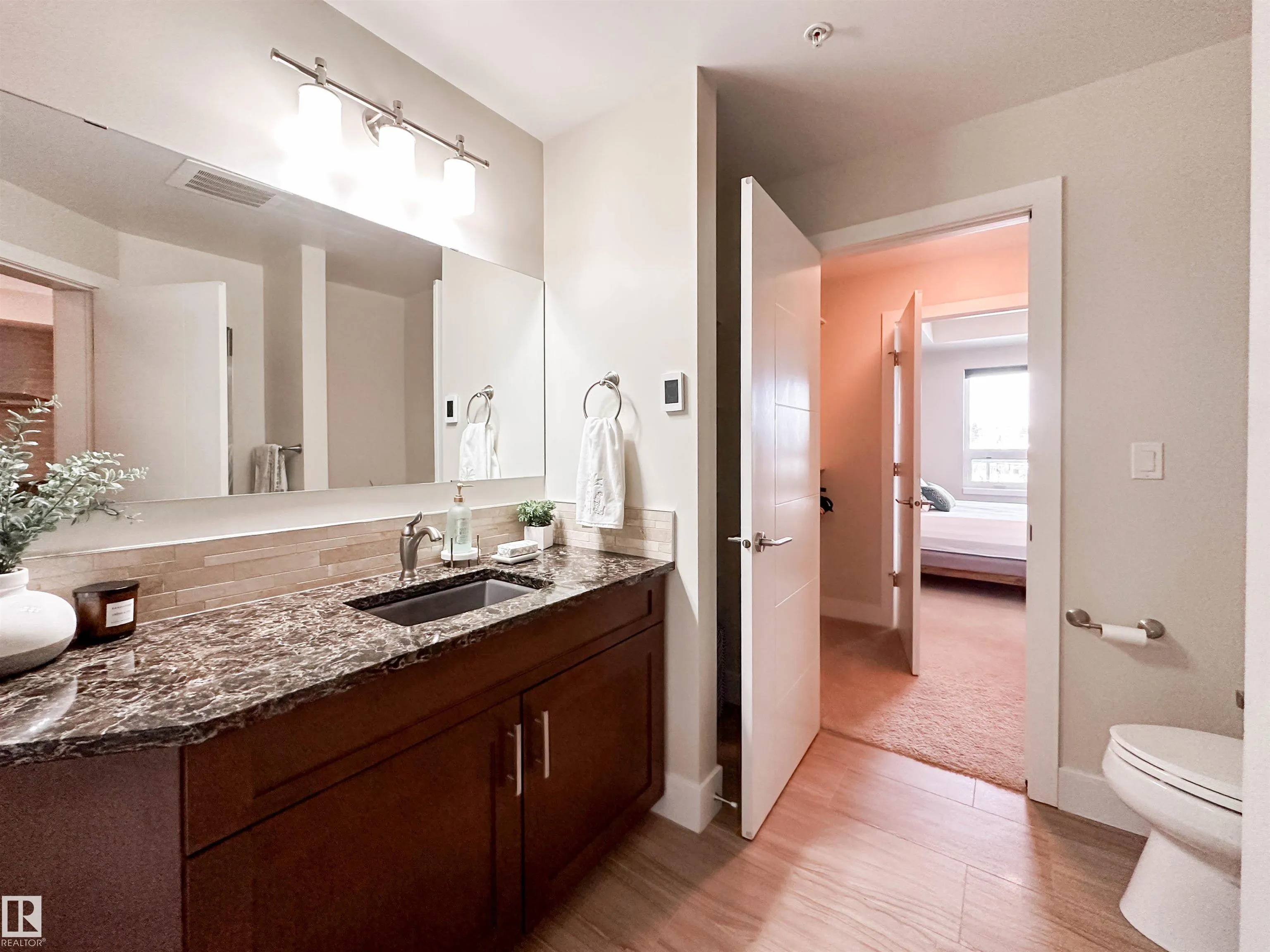 200 BELLEROSE Drive