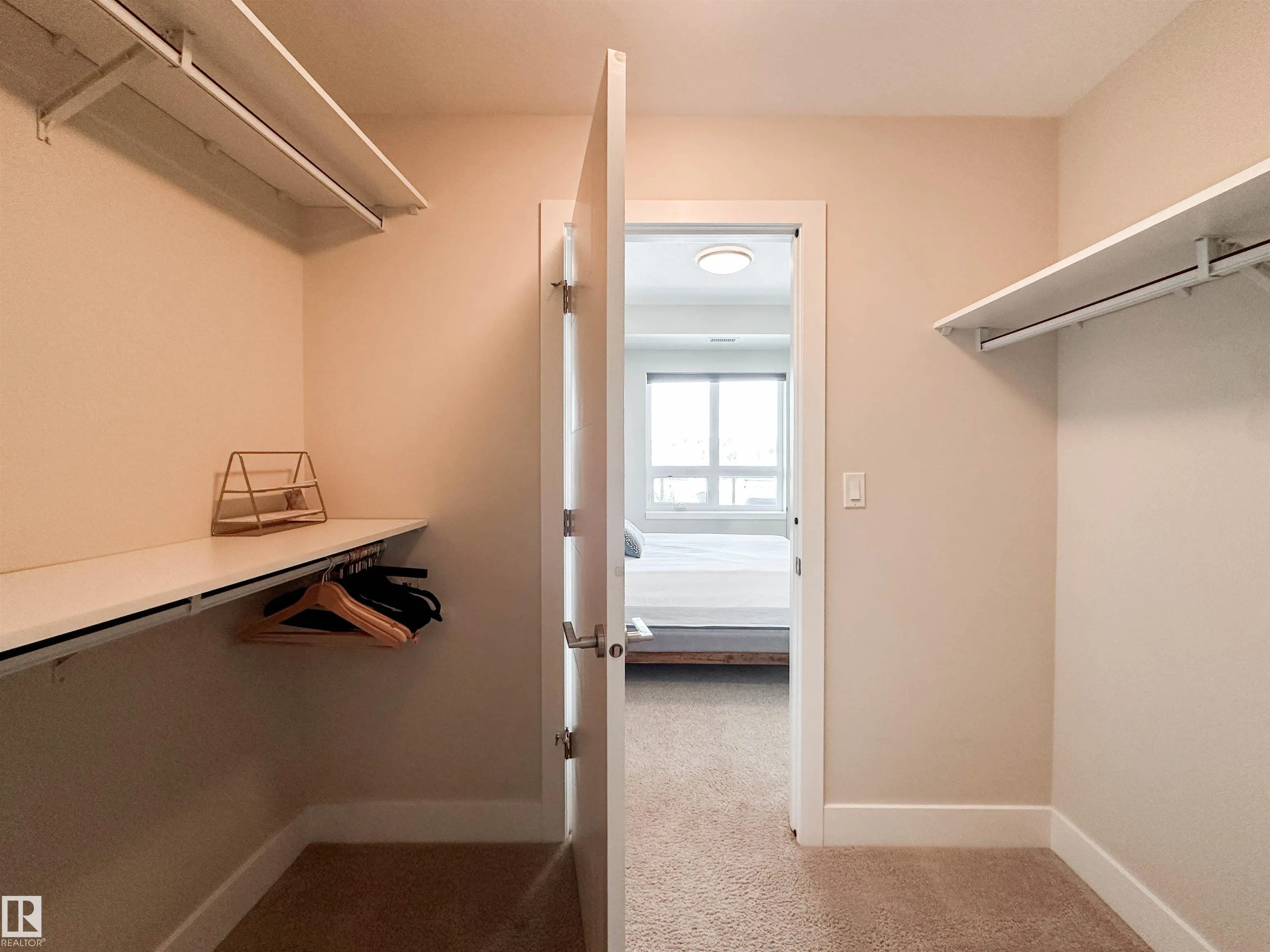 200 BELLEROSE Drive