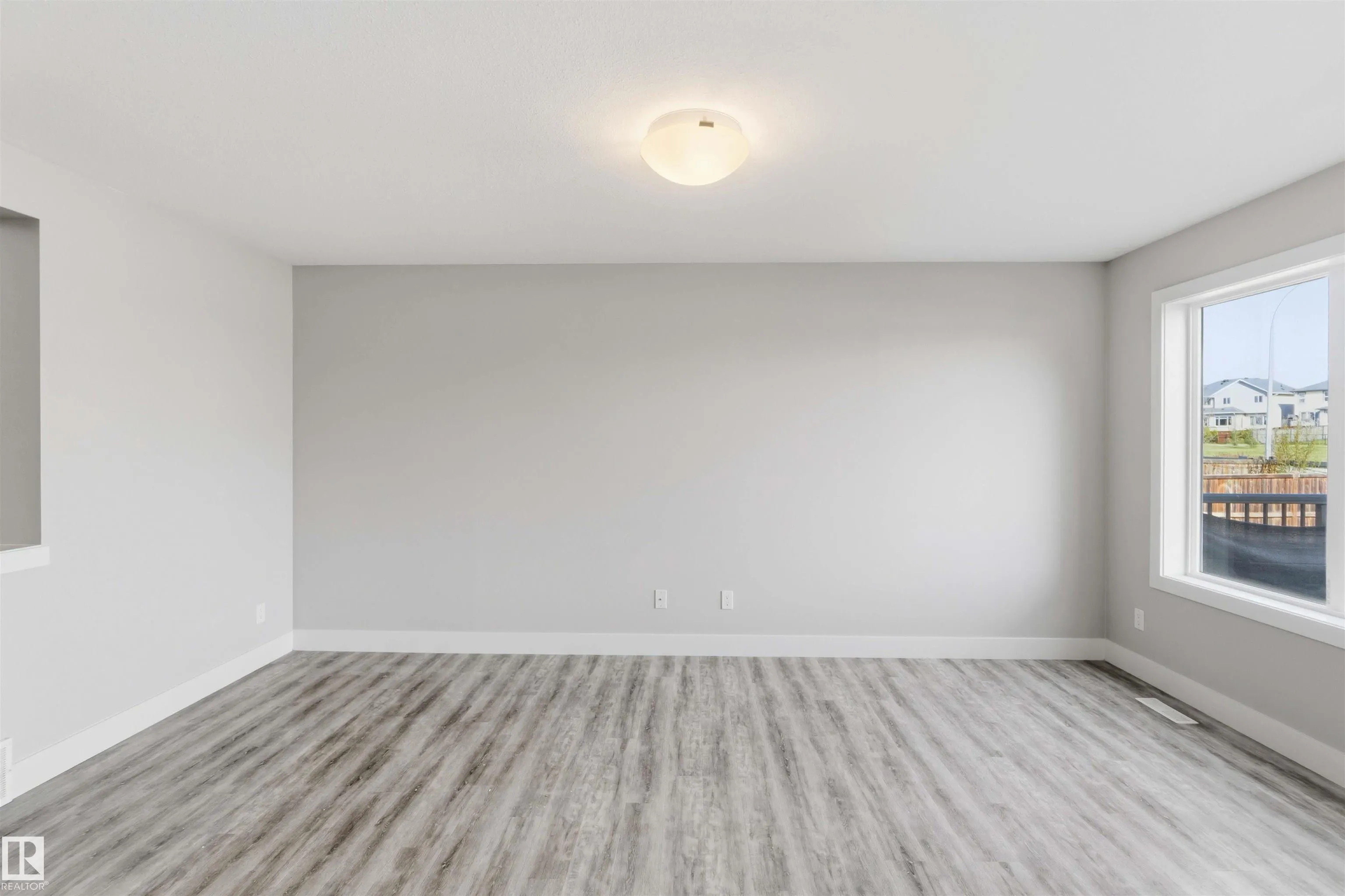 7 MCLEAN Court