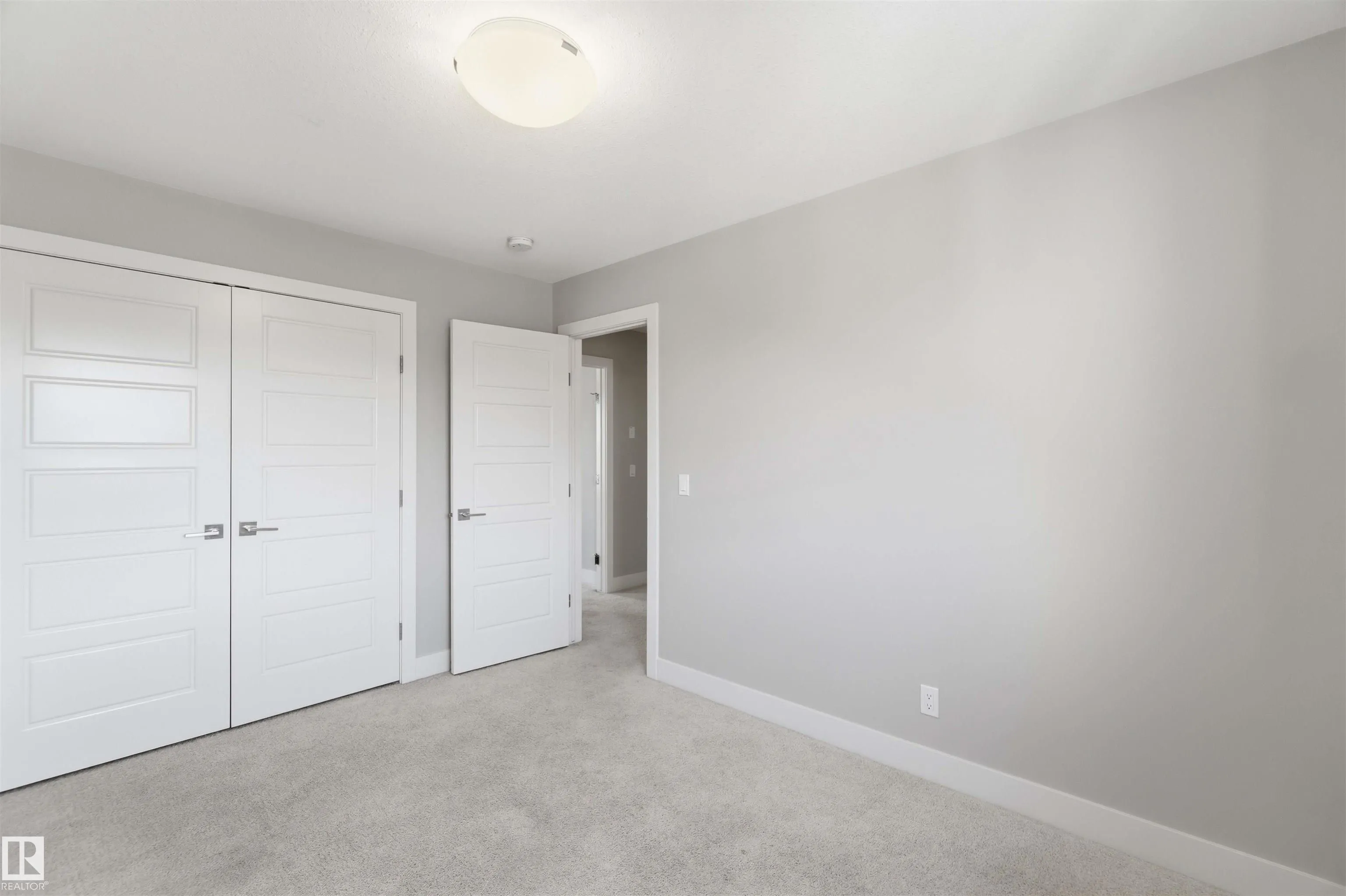 7 MCLEAN Court