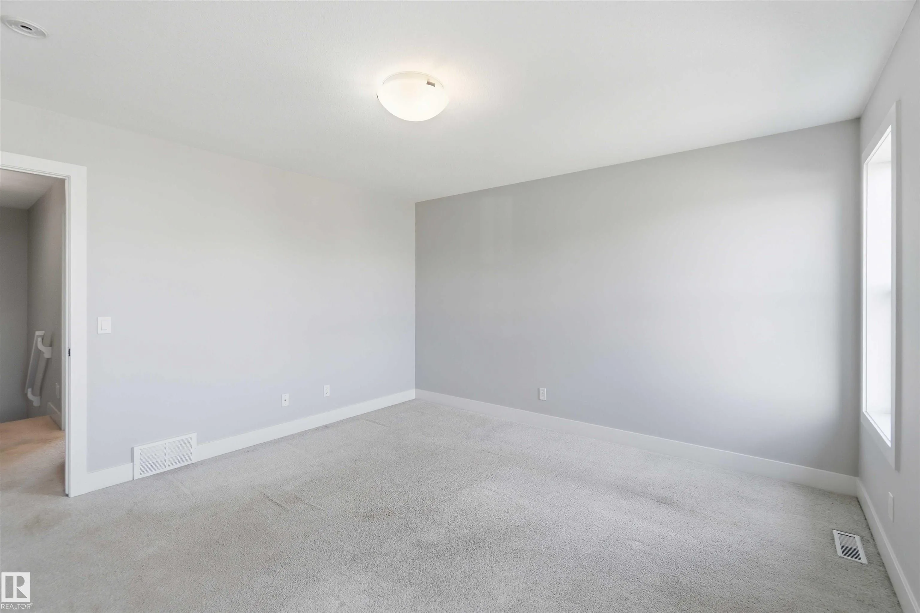 7 MCLEAN Court