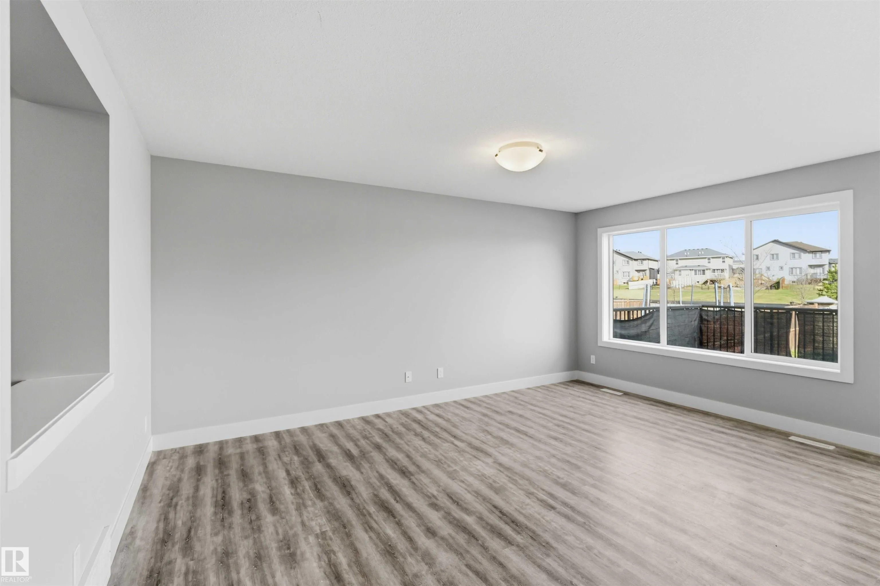 7 MCLEAN Court