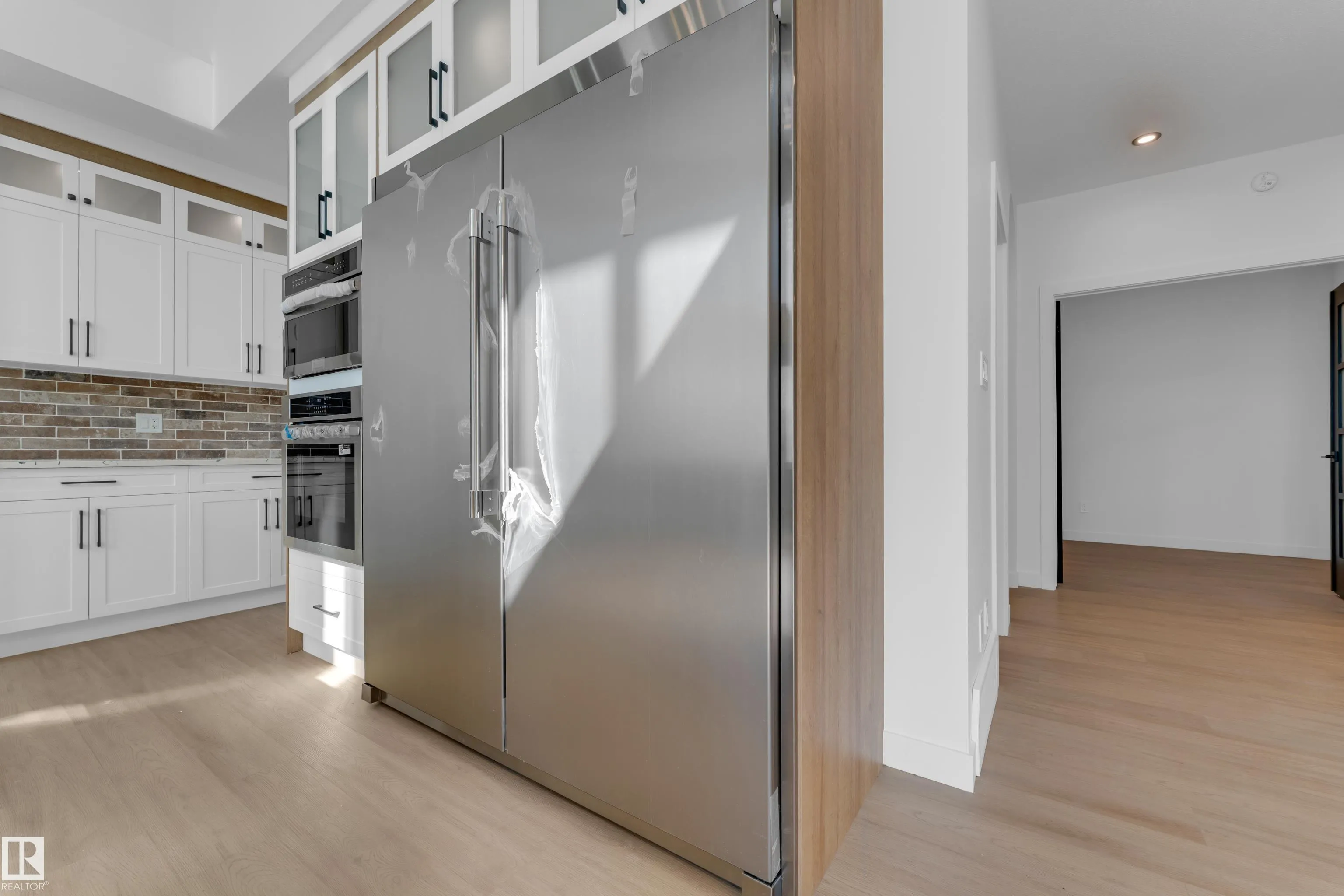 99 ELDRIDGE Point(e)