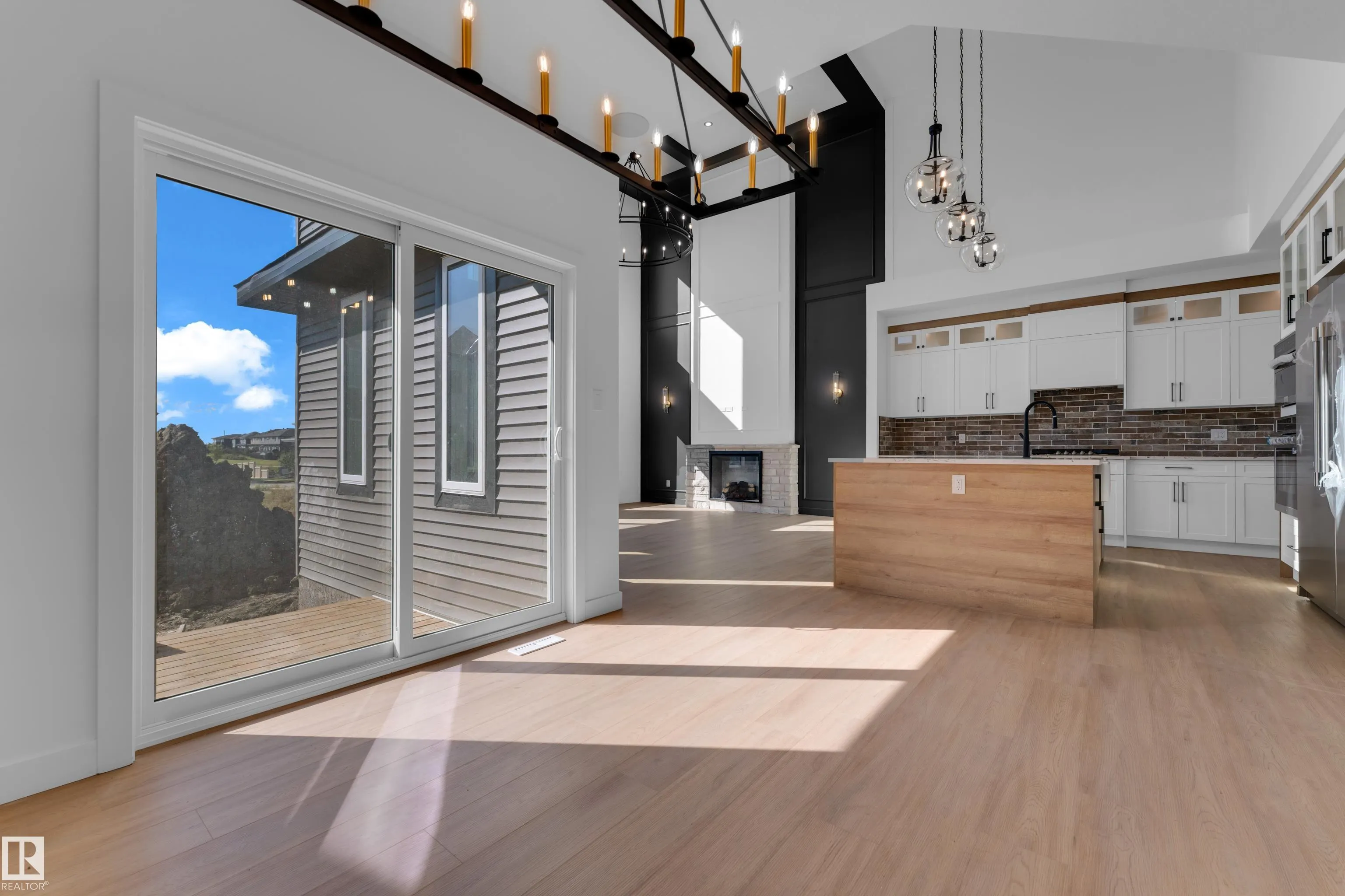 99 ELDRIDGE Point(e)
