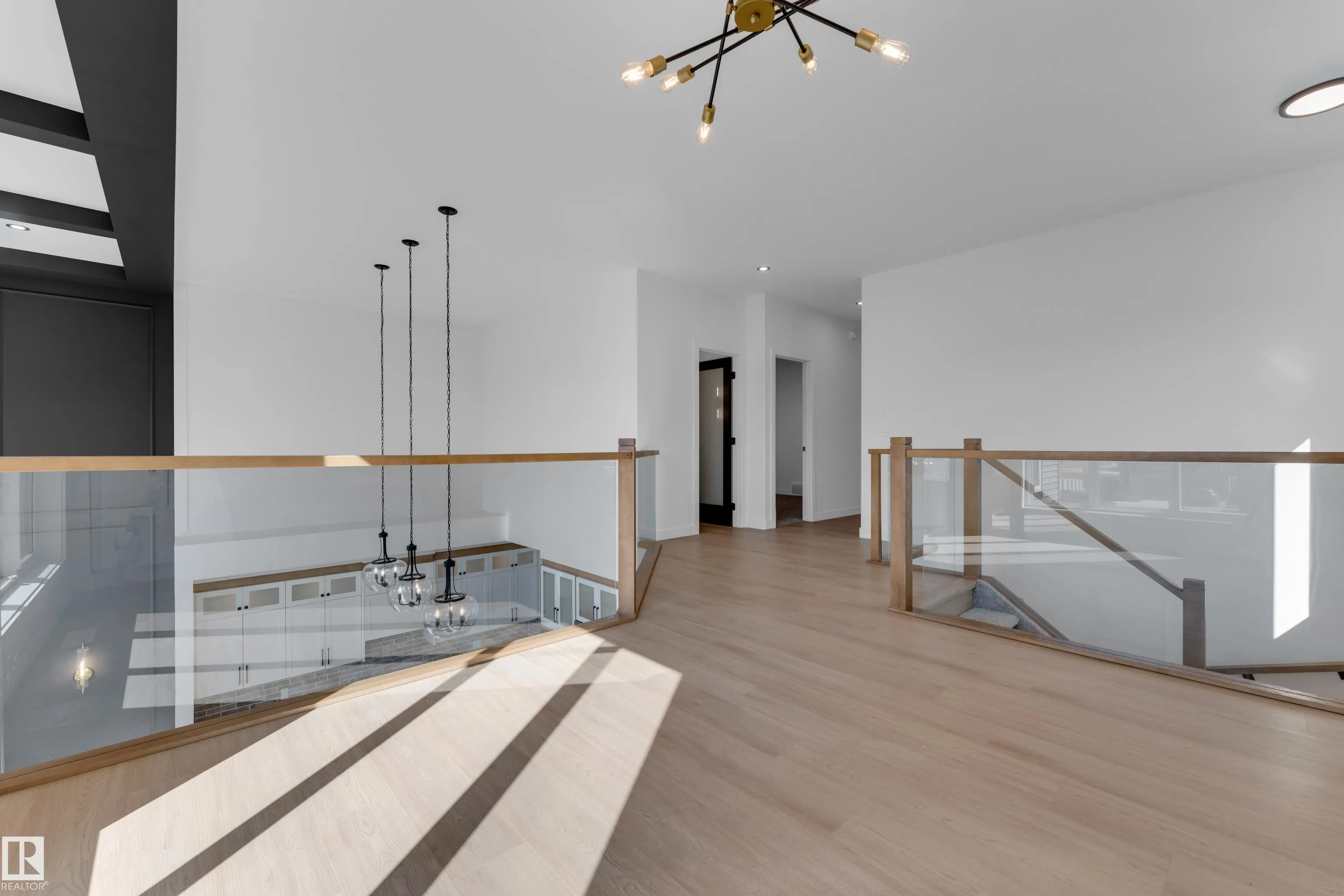 99 ELDRIDGE Point(e)