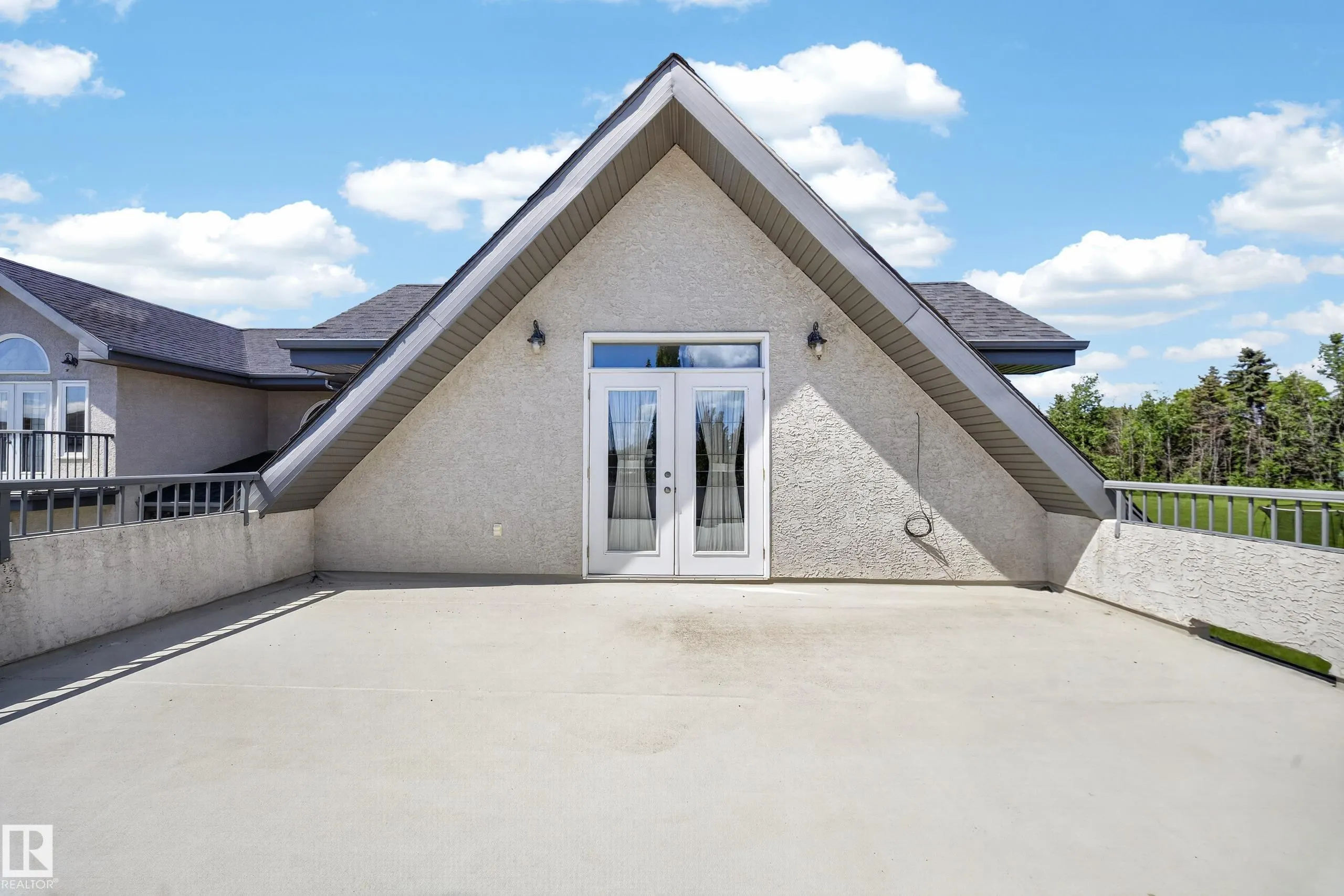 52216 RGE ROAD 233