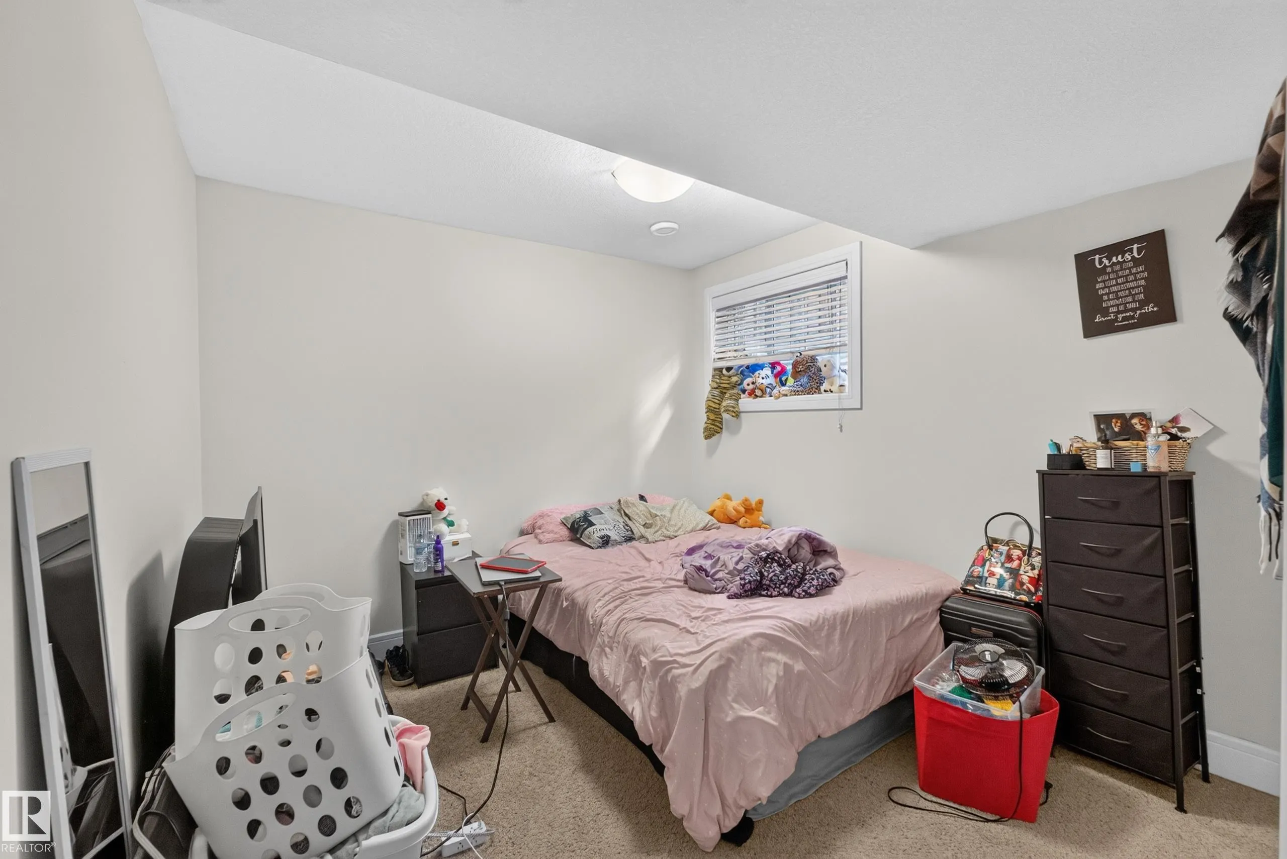 3685 CLAXTON Place