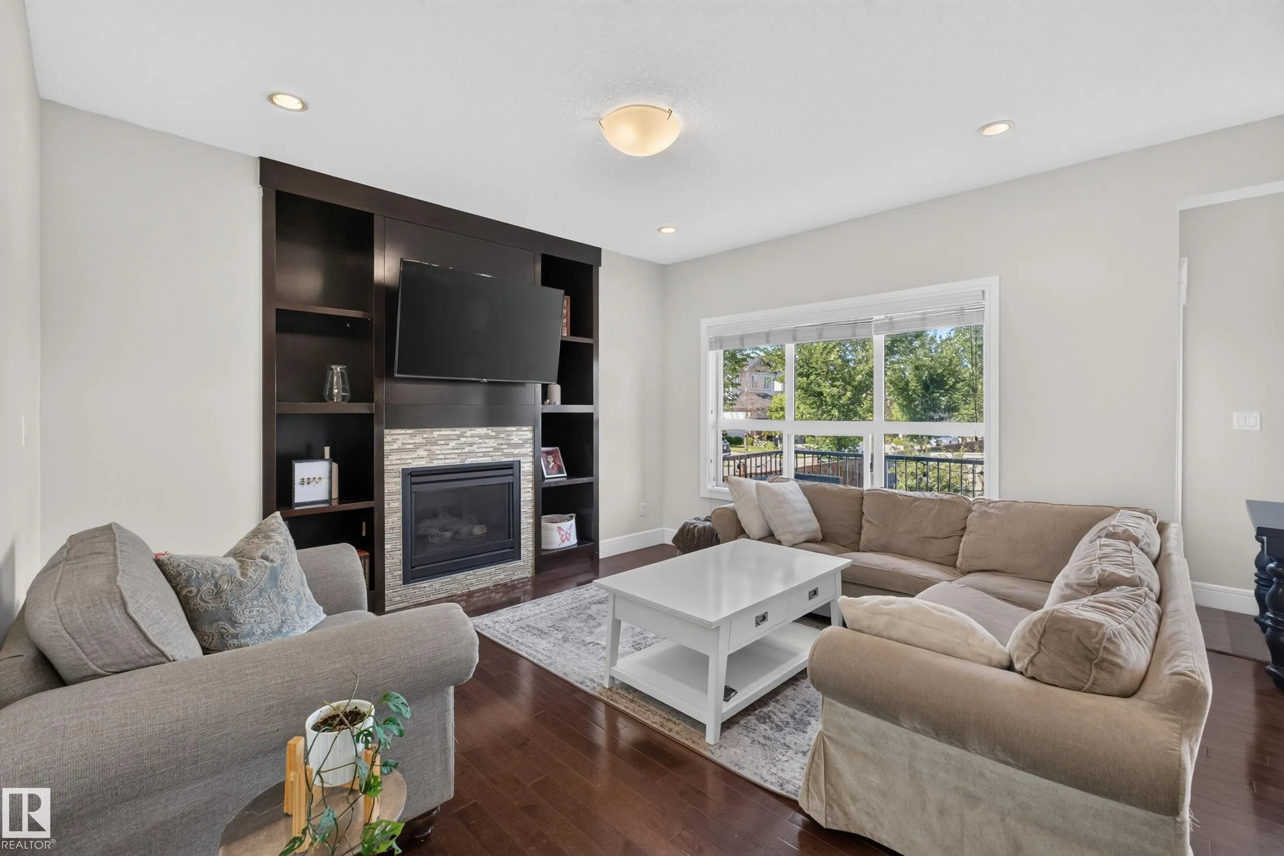 3685 CLAXTON Place