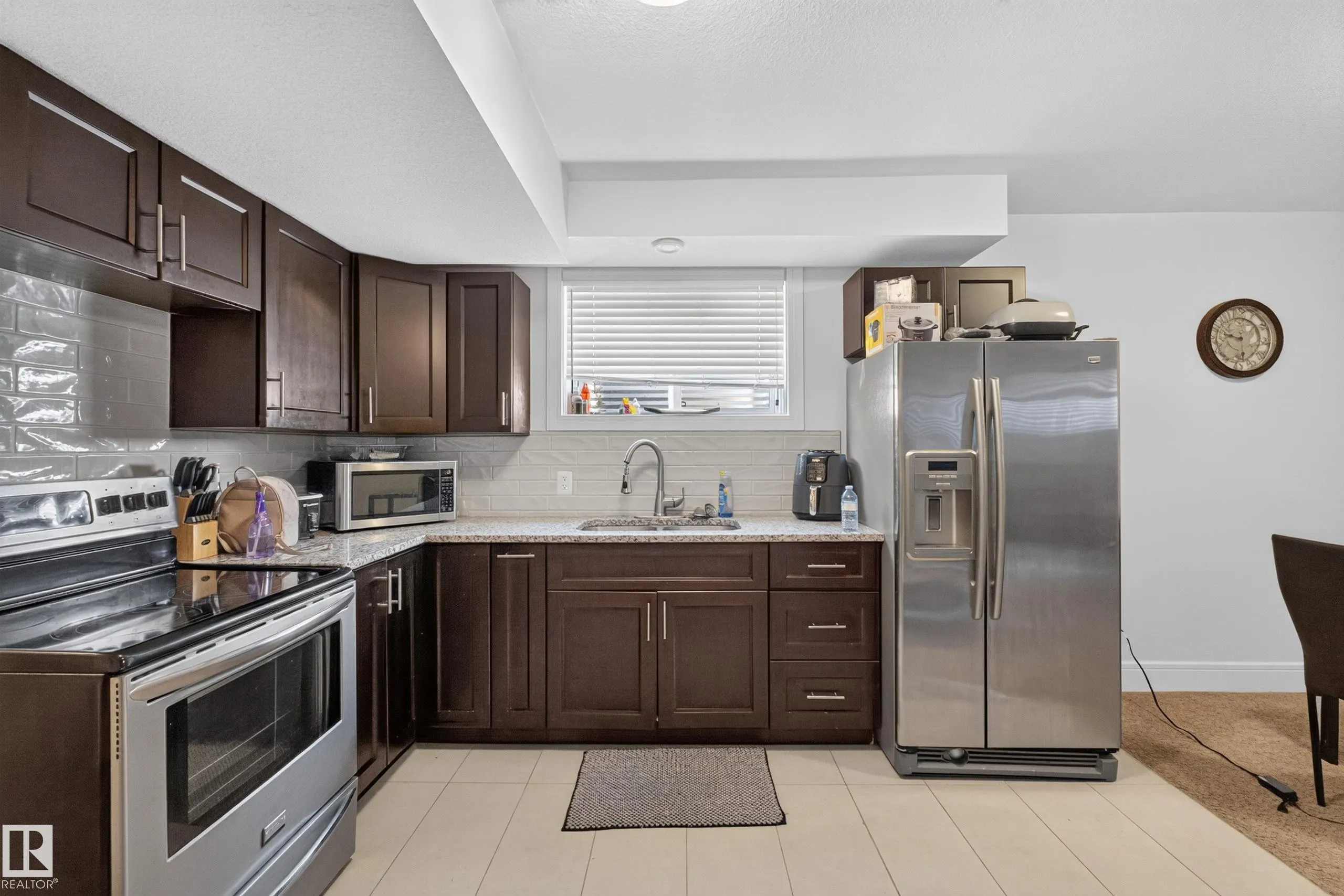 3685 CLAXTON Place