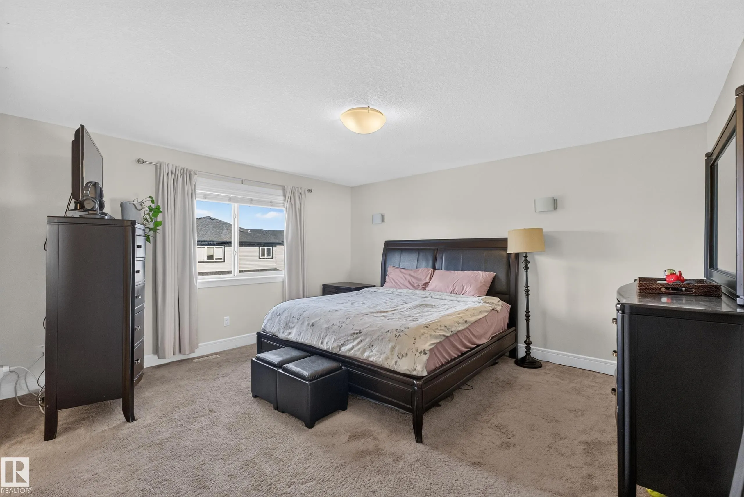 3685 CLAXTON Place