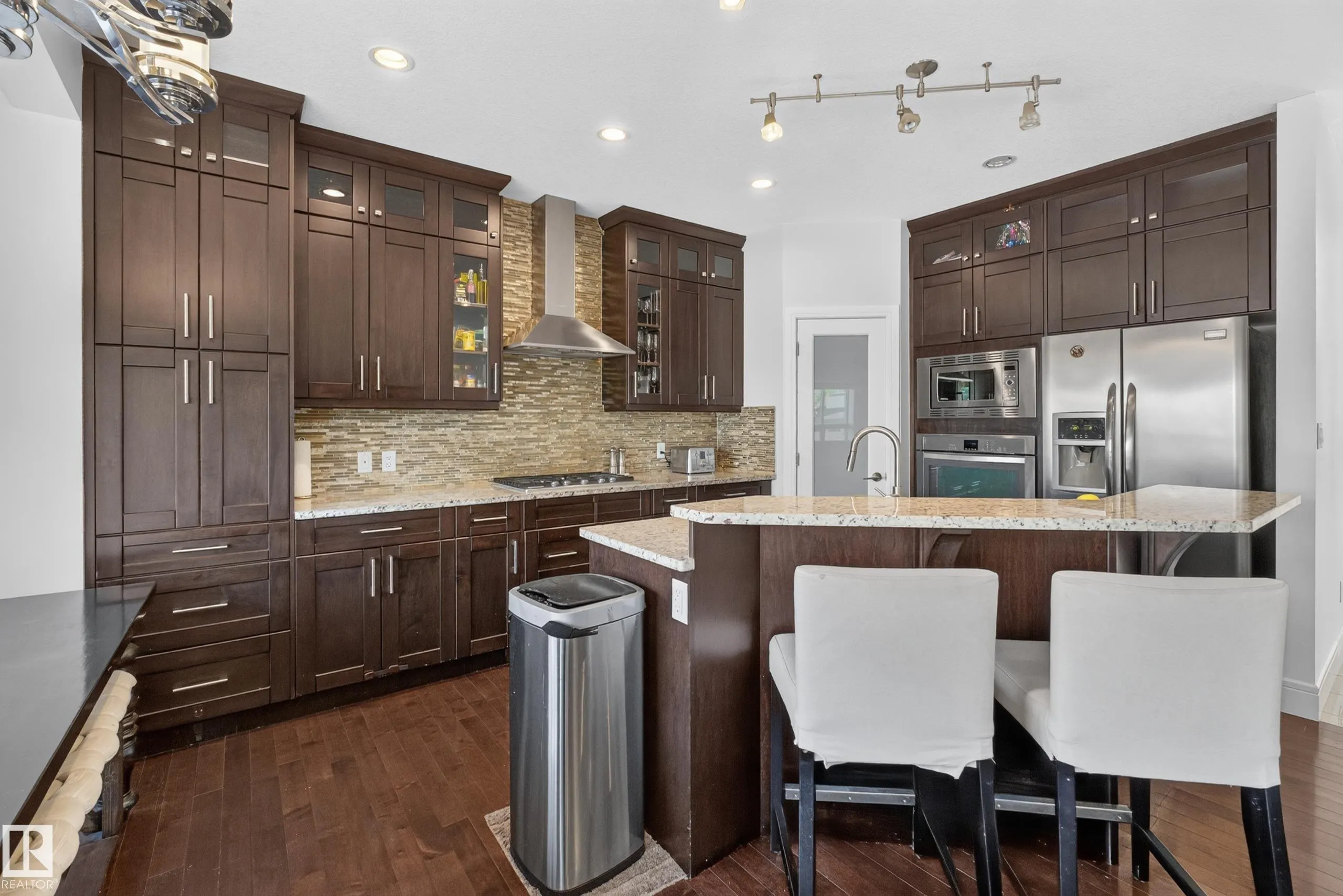 3685 CLAXTON Place
