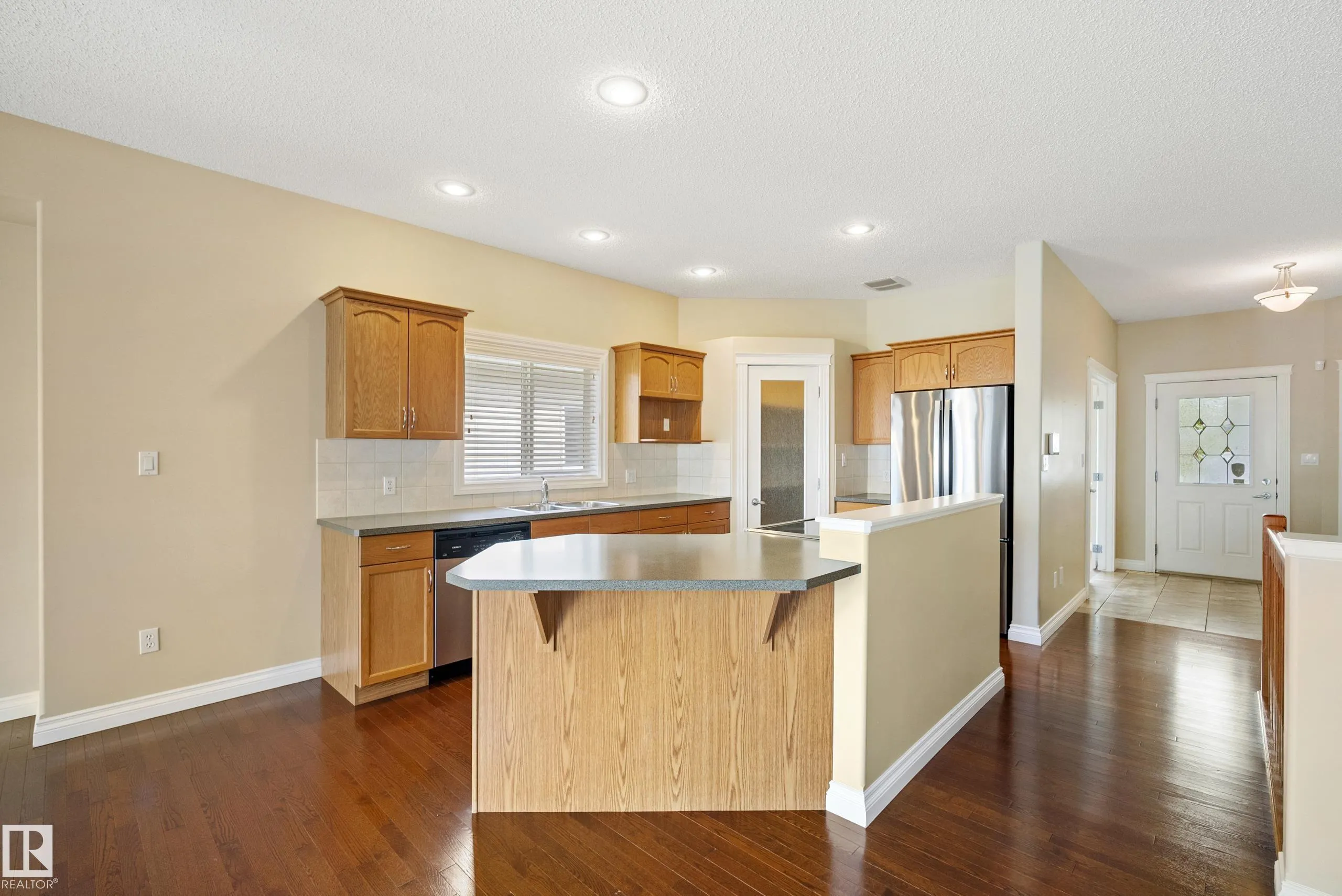 5 Longview Crescent