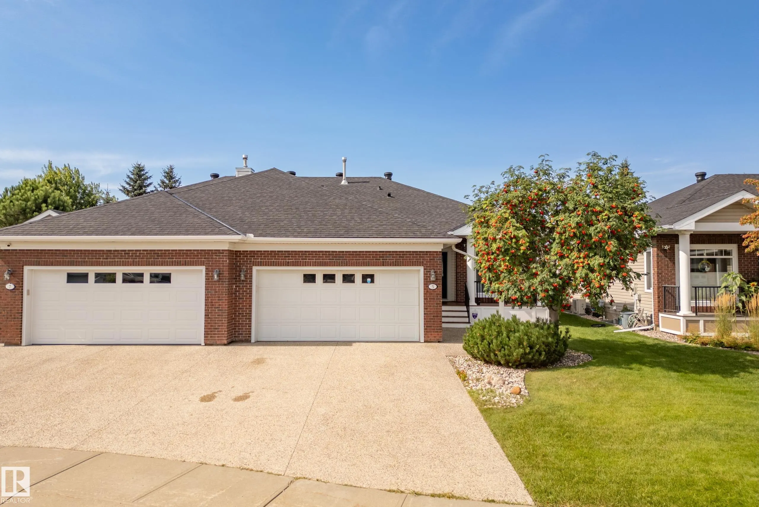 5 Longview Crescent