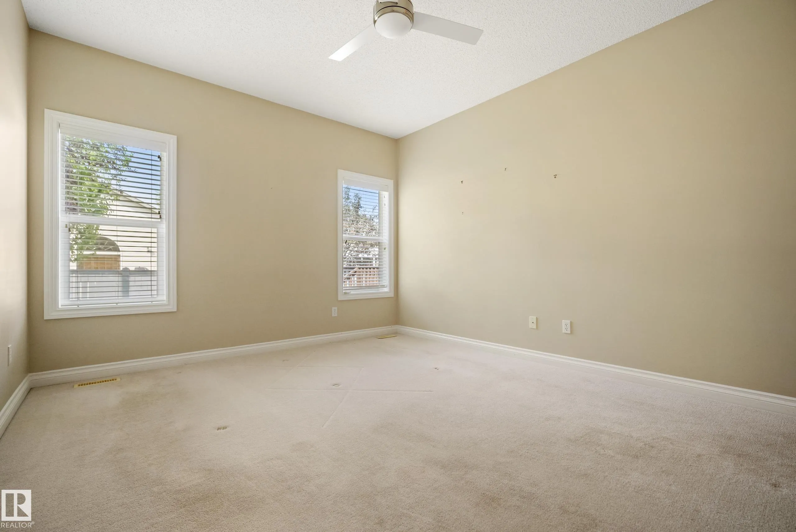 5 Longview Crescent