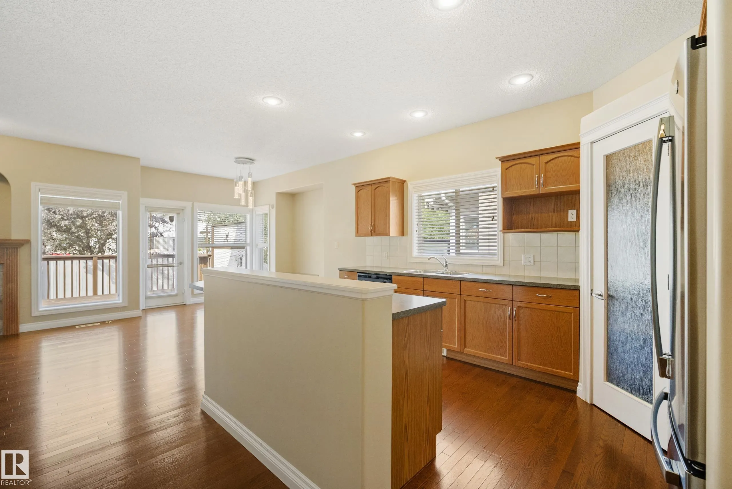 5 Longview Crescent
