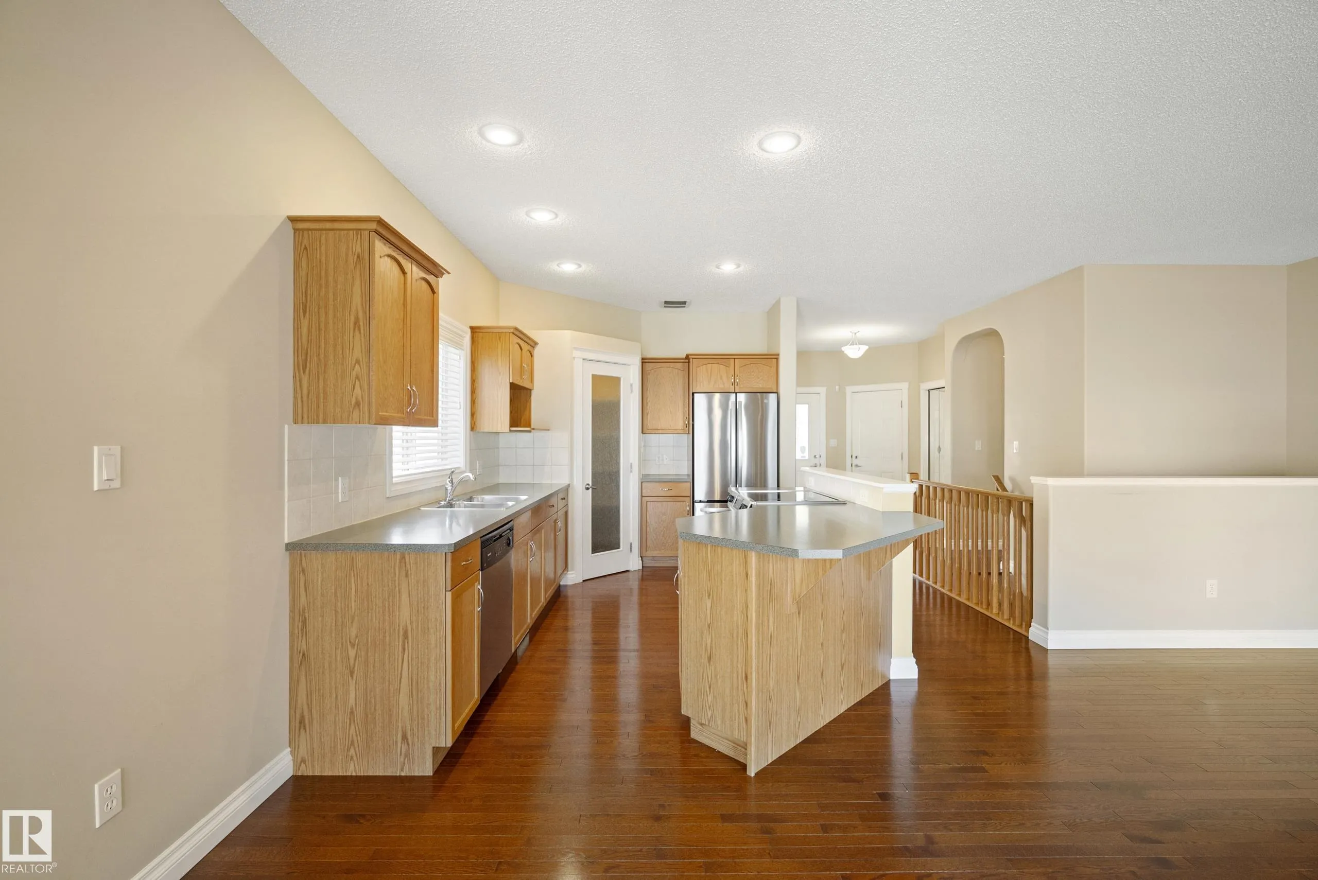 5 Longview Crescent