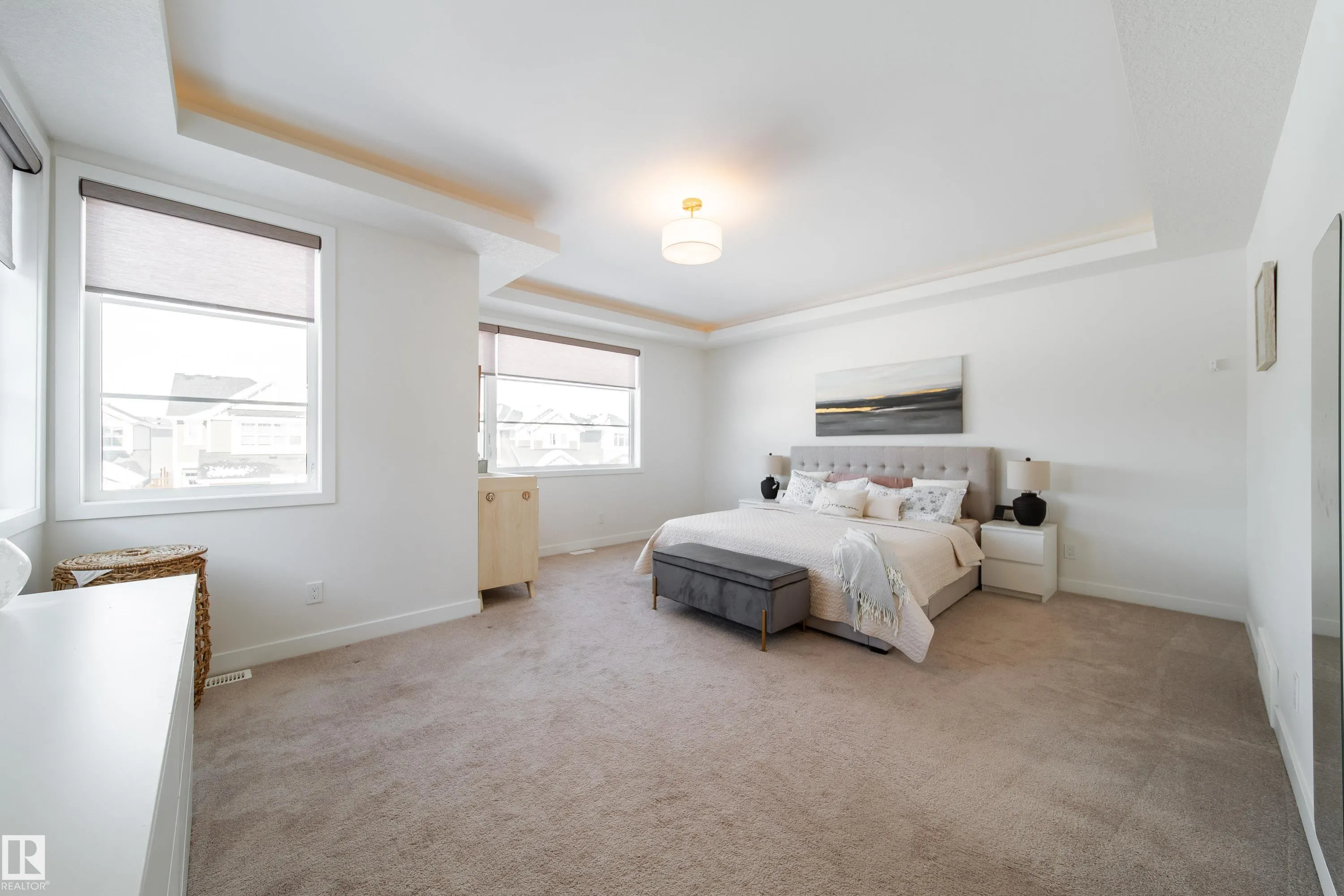 19 STURTZ Place