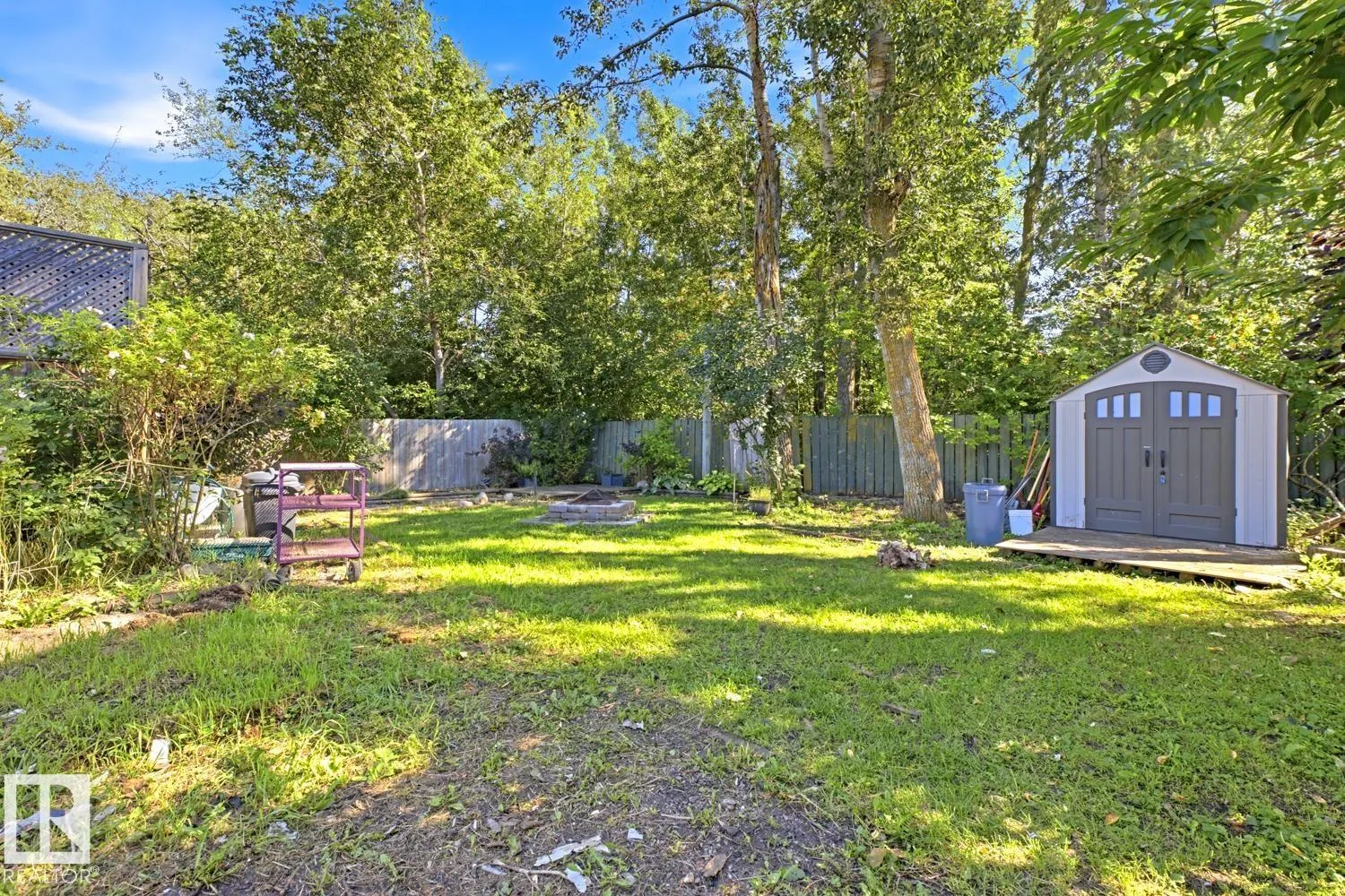 6 LUNDY PARK Road