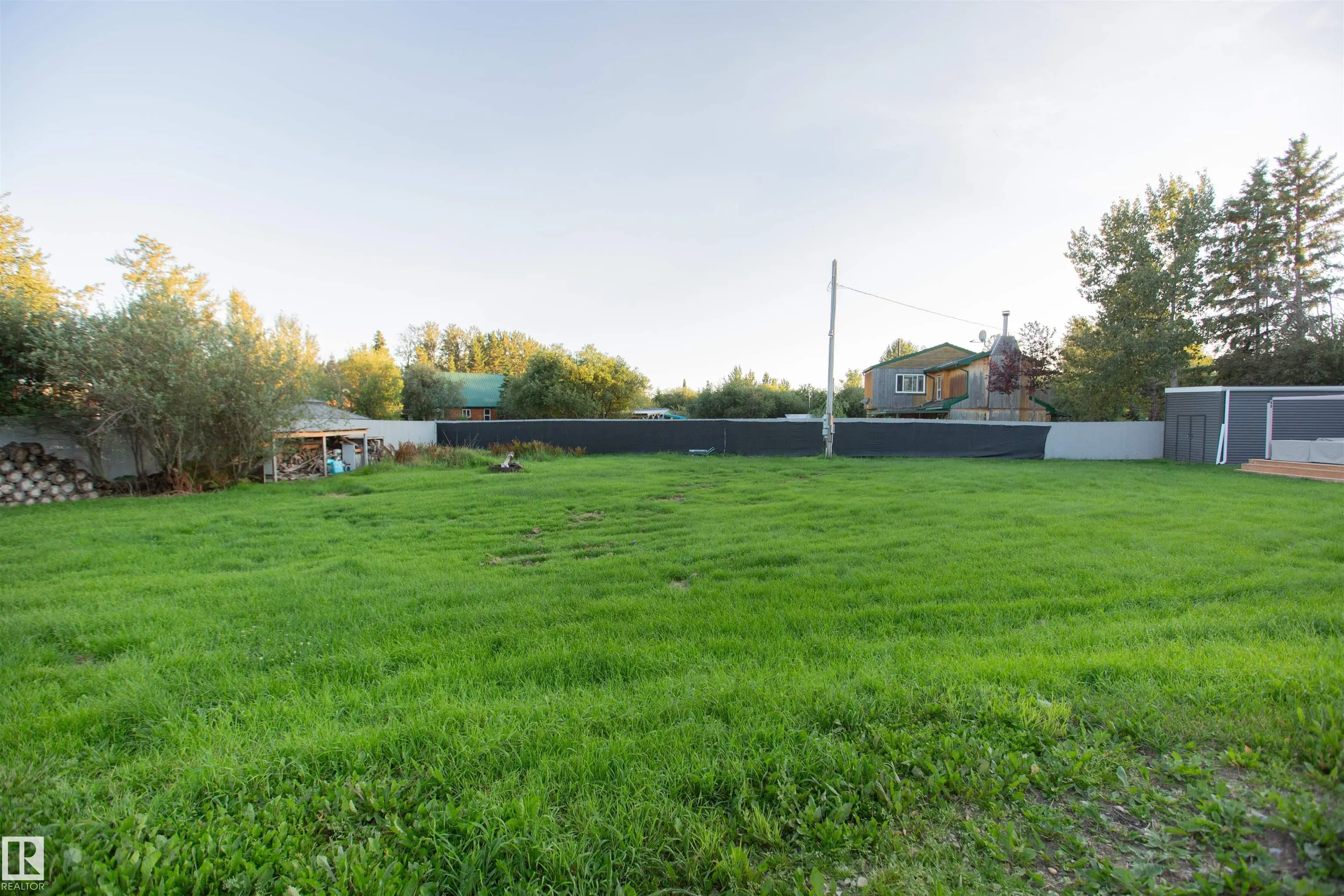 4325 LAKESHORE Road