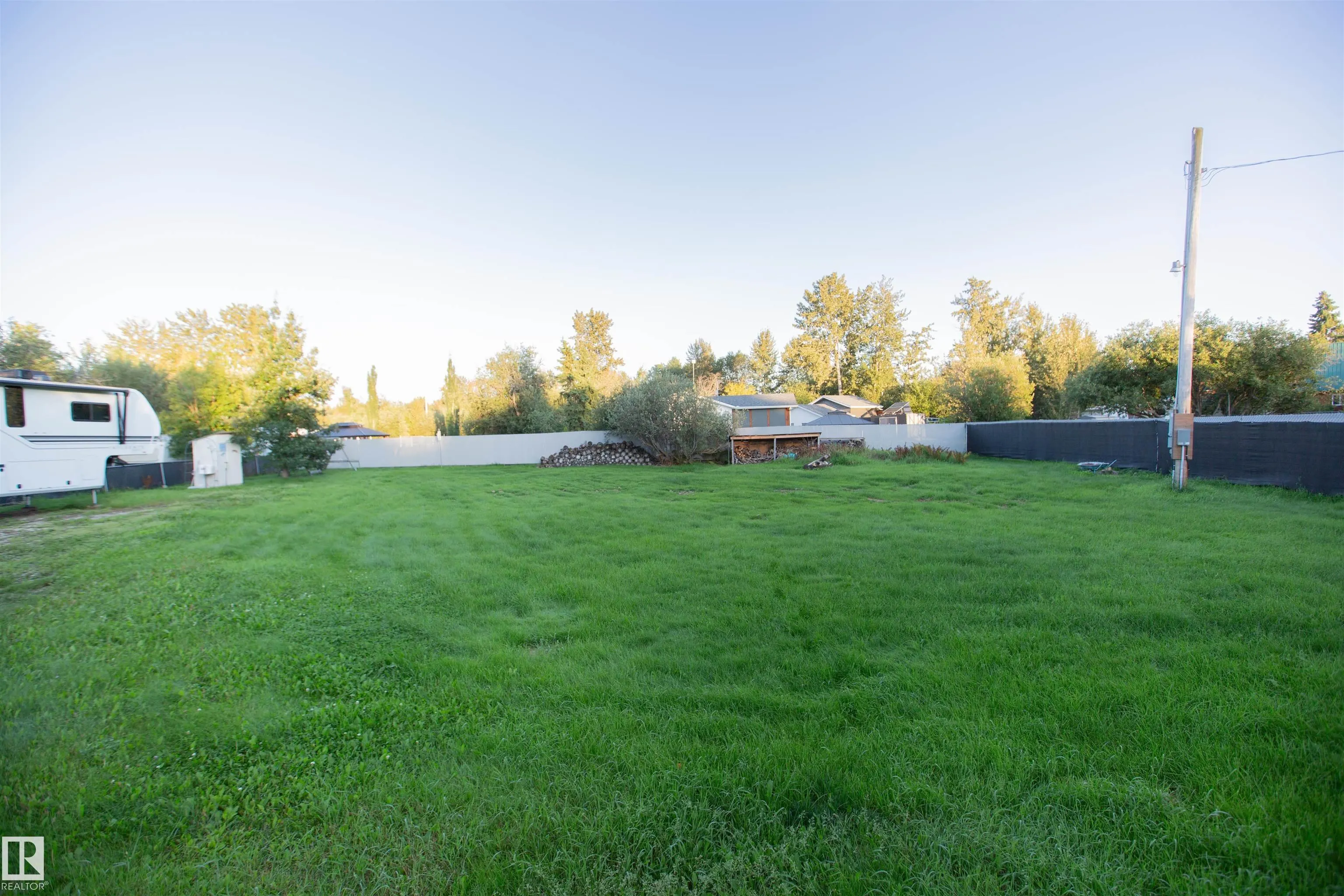 4325 LAKESHORE Road