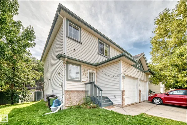 300 HOOPER Crescent