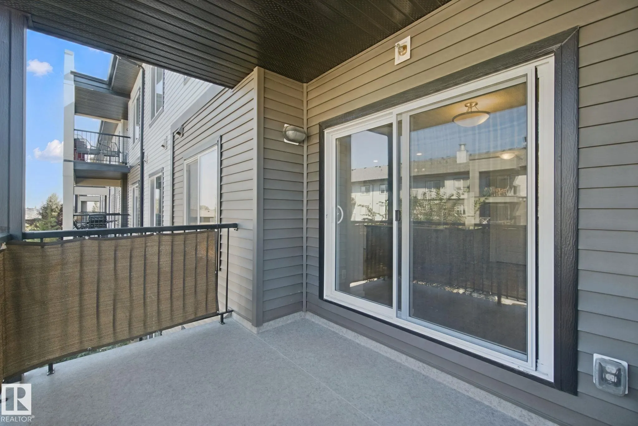 390 Windermere RD