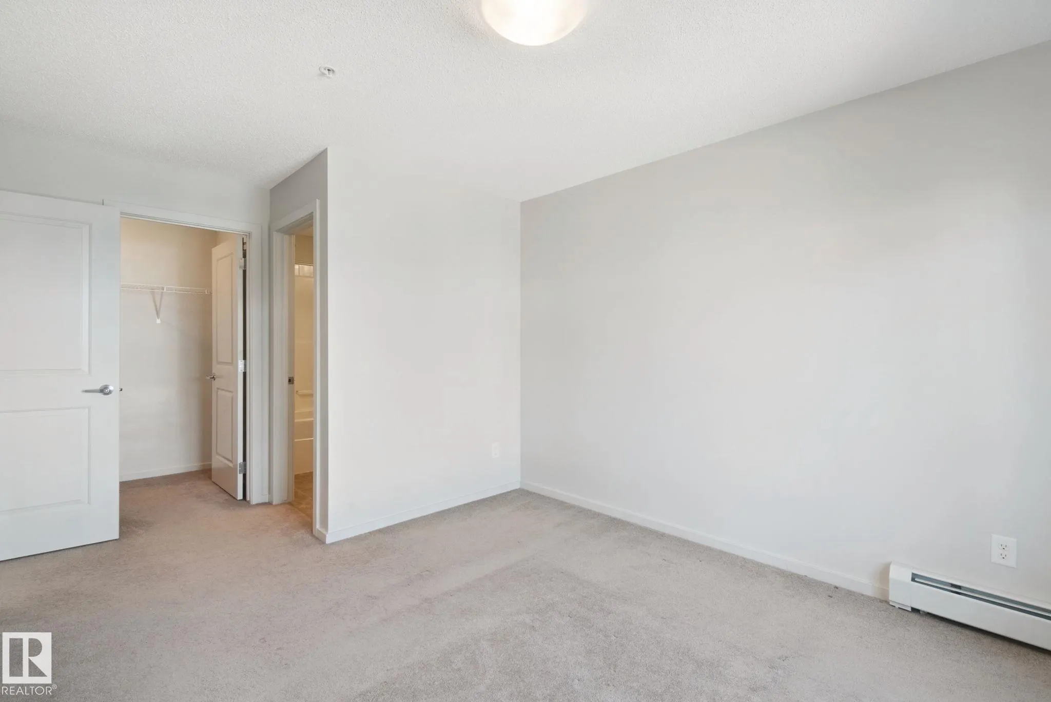 390 Windermere RD