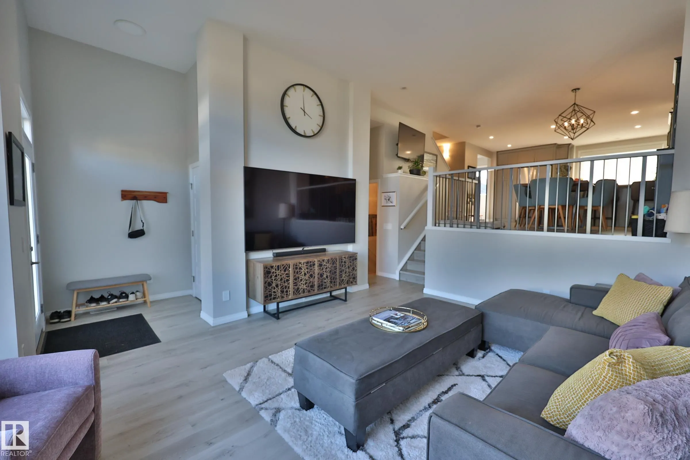 30 NETTLE Crescent