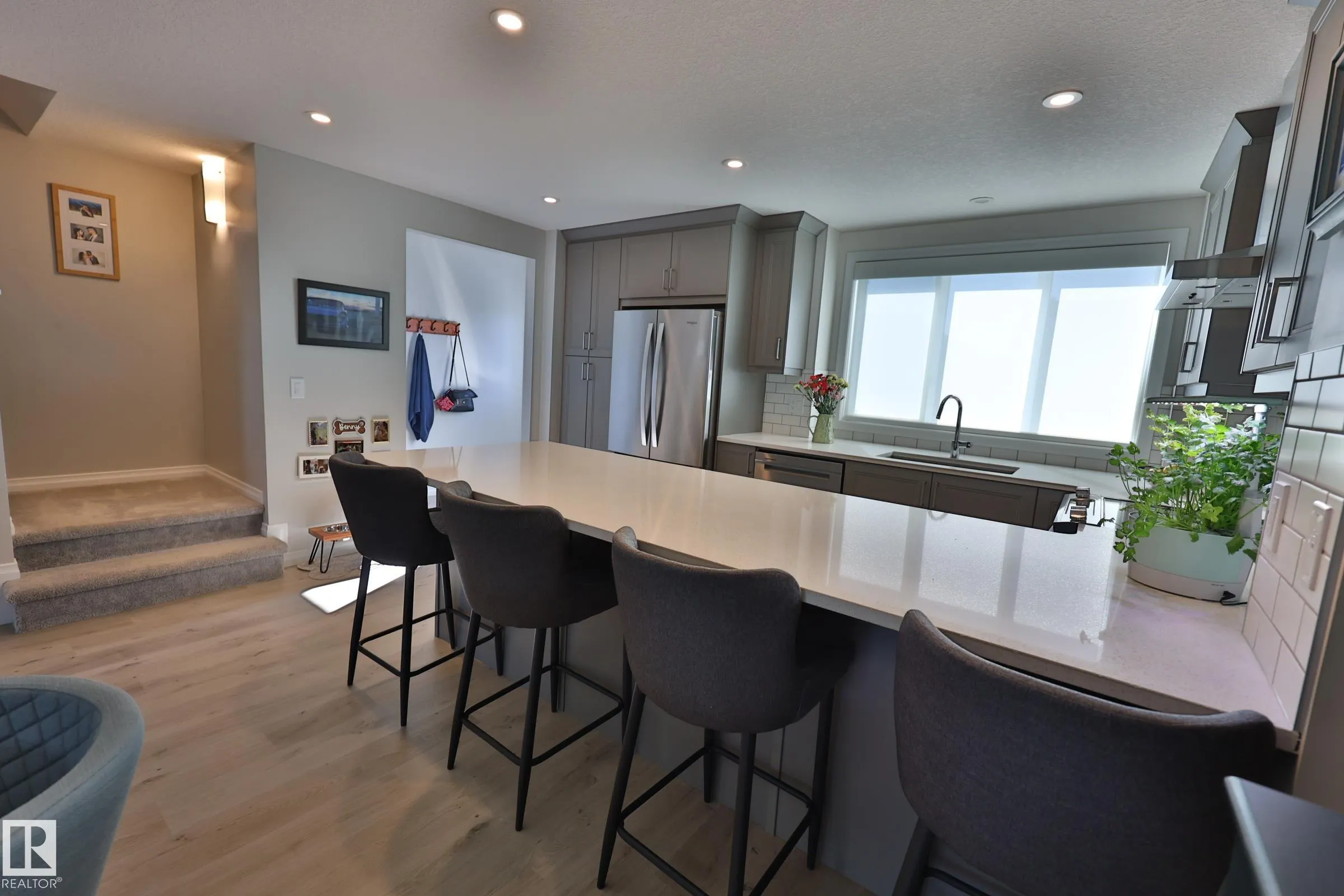 30 NETTLE Crescent