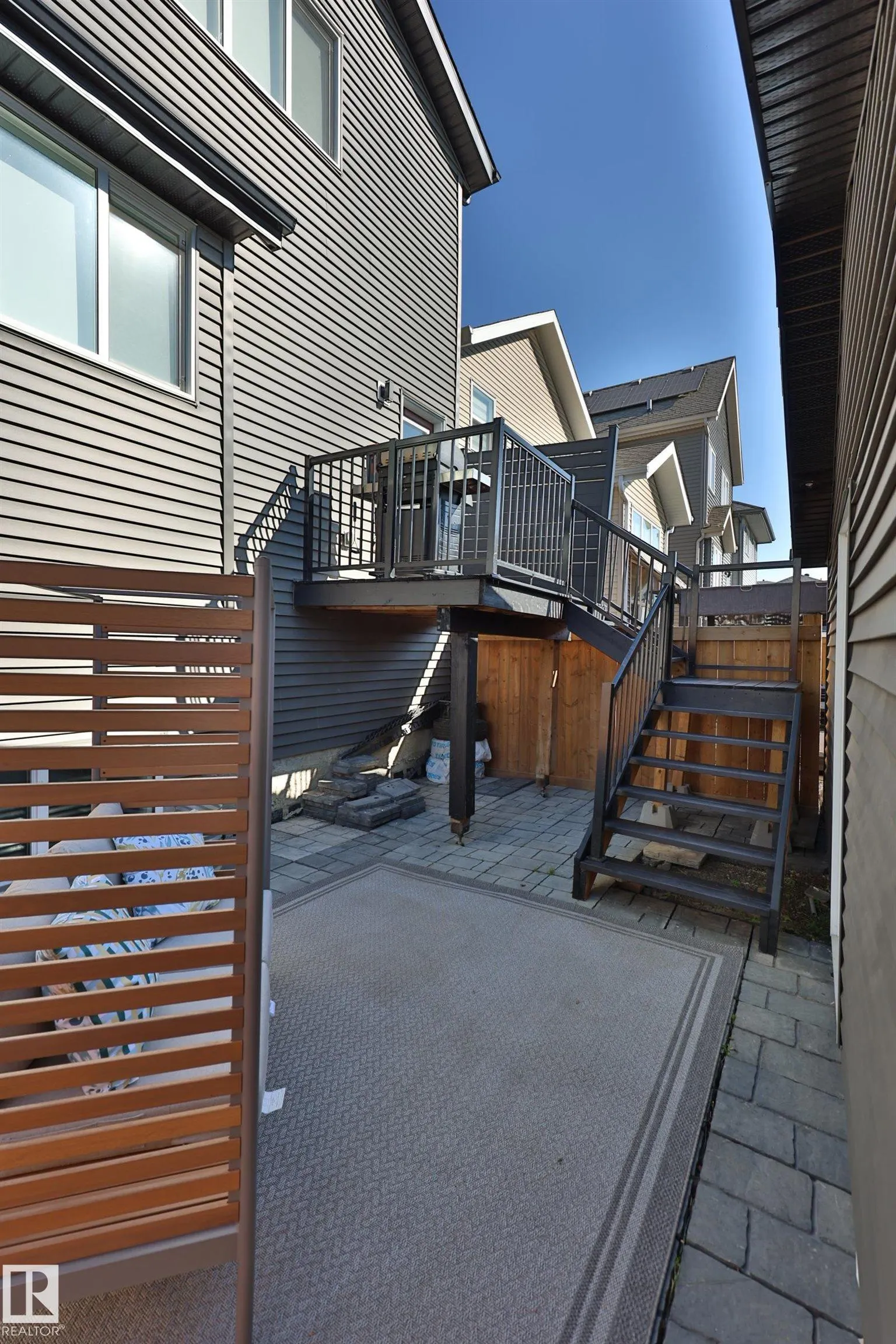 30 NETTLE Crescent