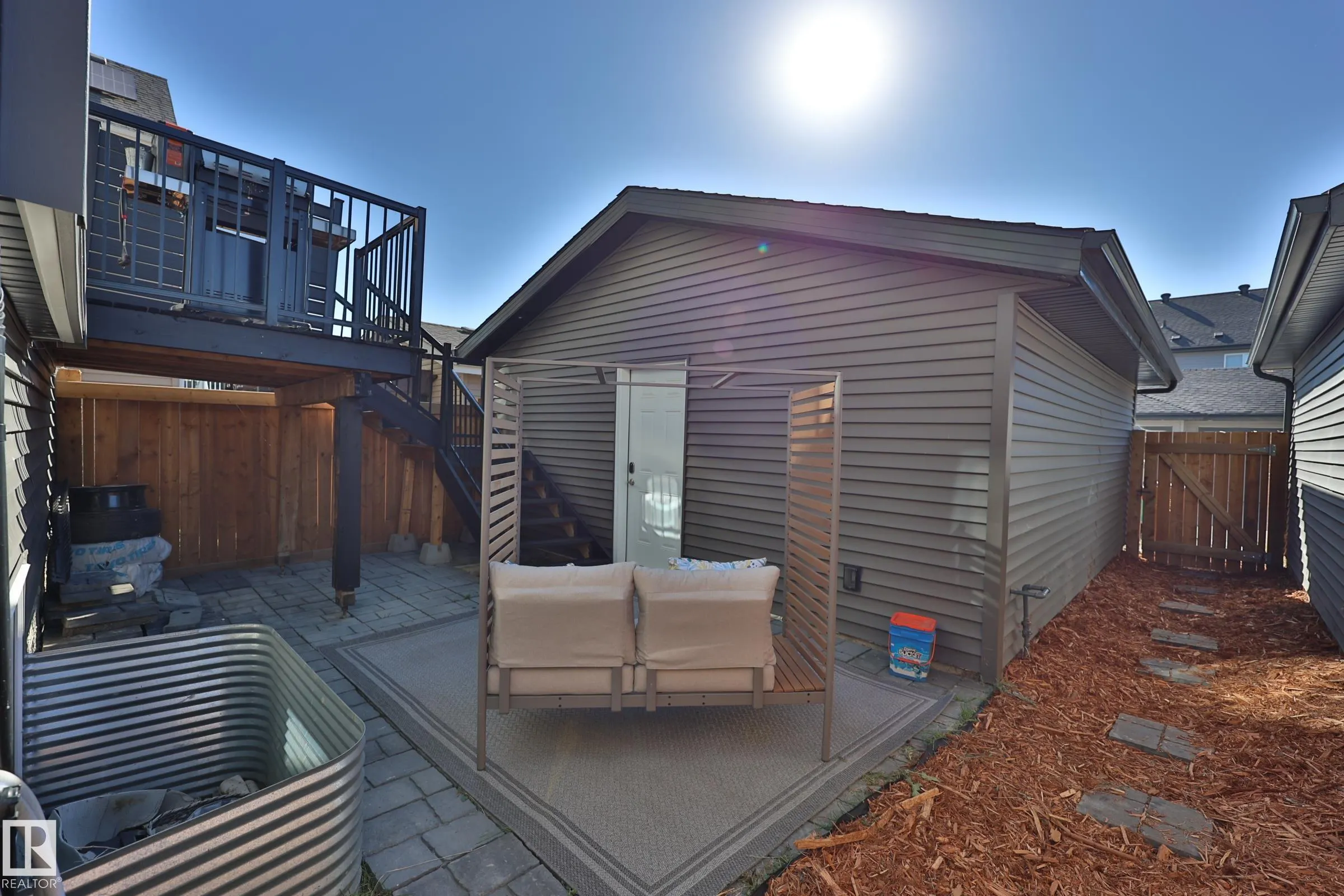 30 NETTLE Crescent
