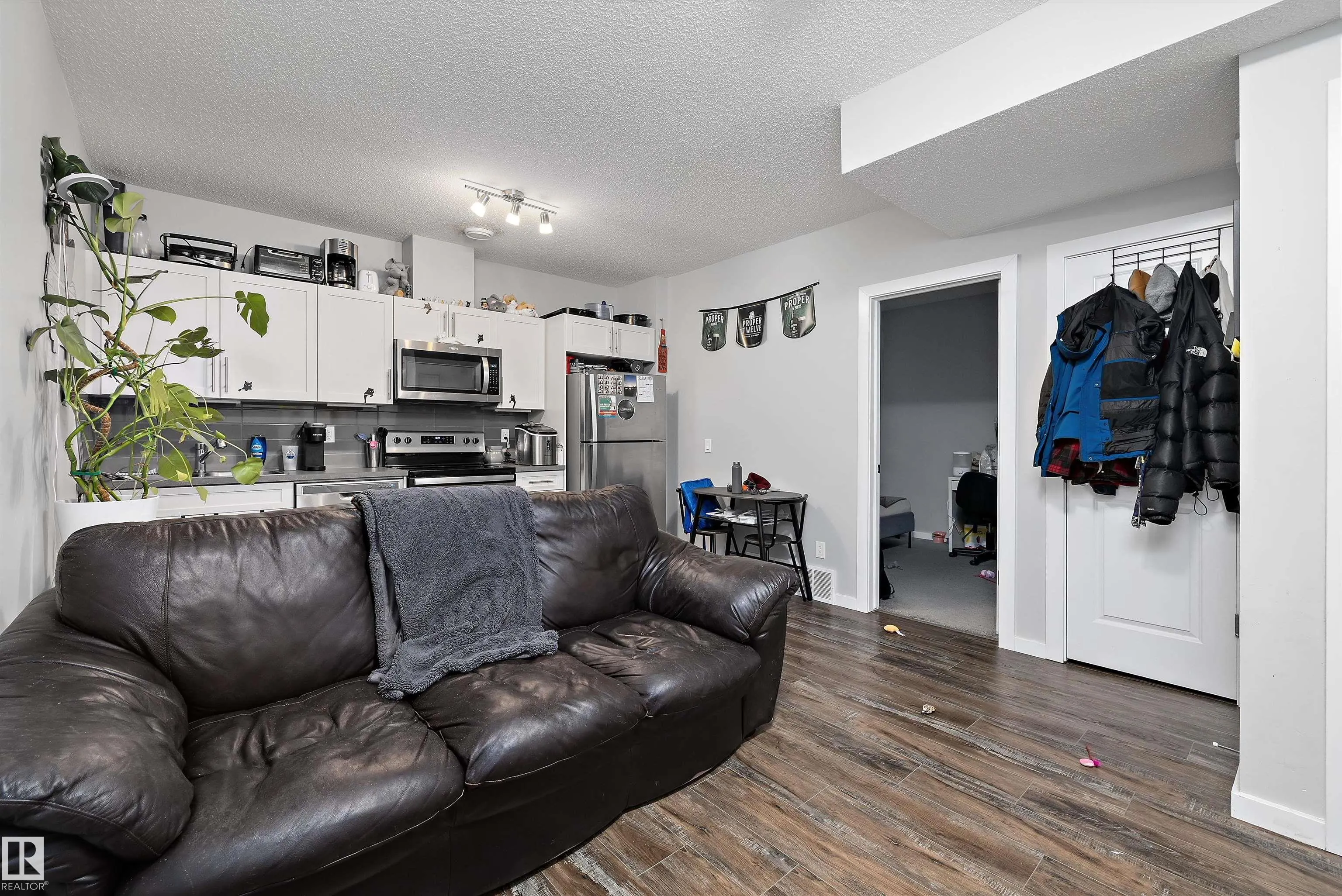 7 Stout Place