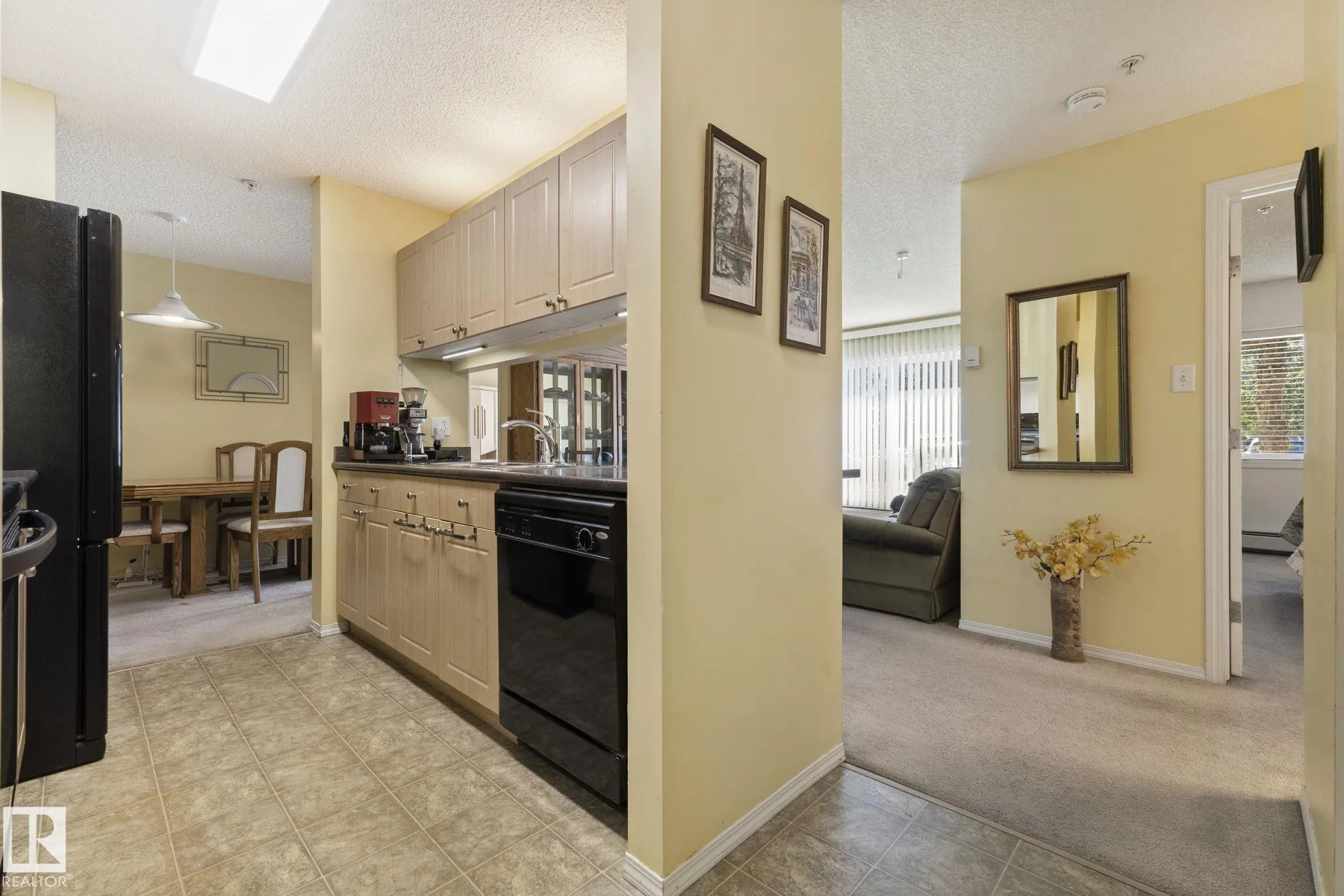 70 WOODSMERE Close