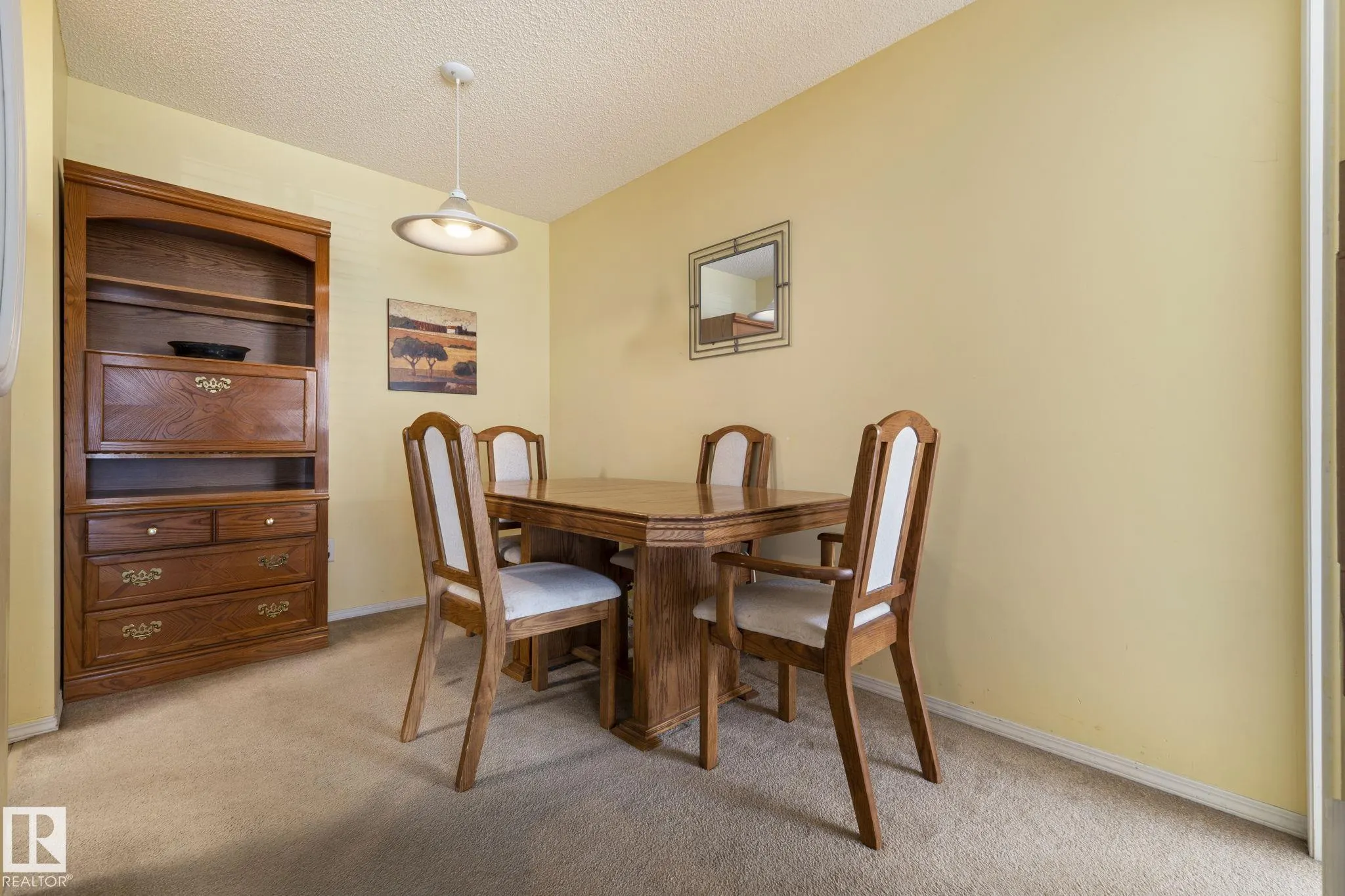 70 WOODSMERE Close